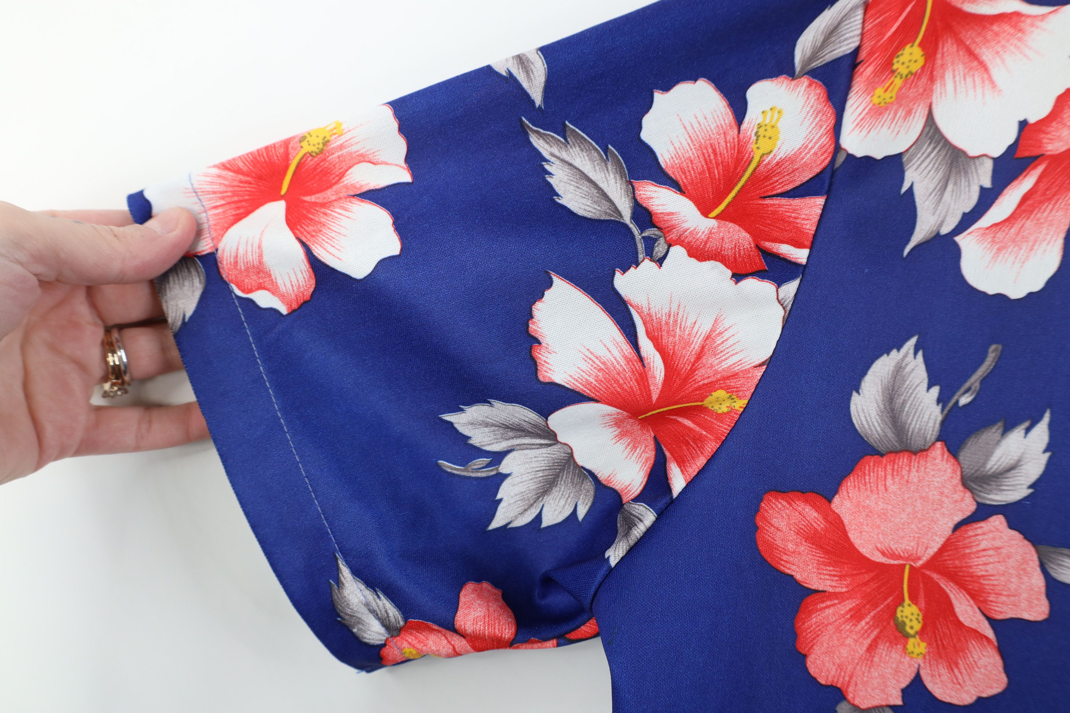 Vintage Vintage 70s Streetwear Hawaiian Short Sleeve Button Shirt Size US M / EU 48-50 / 2 - 10 Thumbnail
