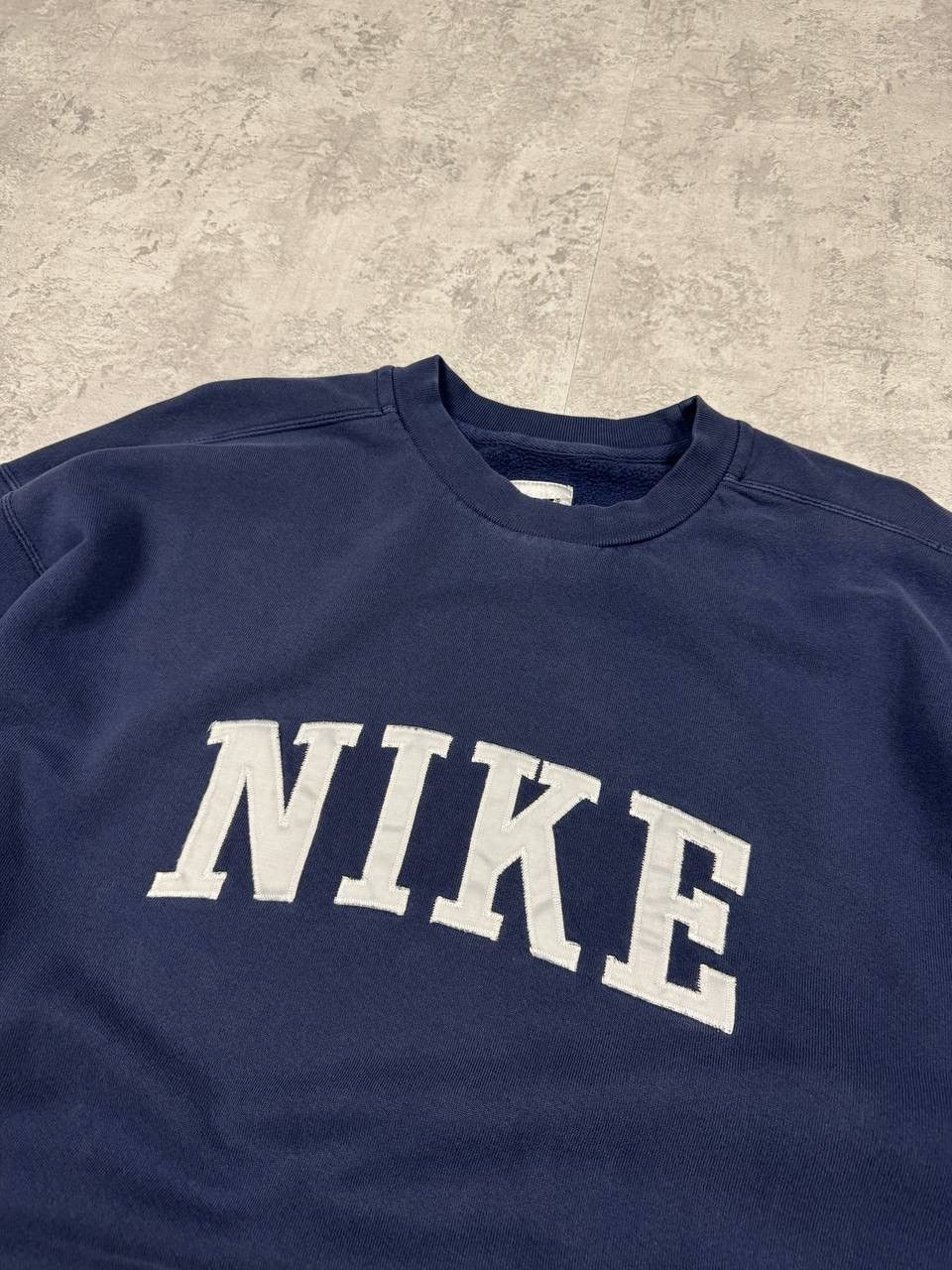 Nike Vintage Nike Y2K Dark Blue Sweatshirt Embroidered Big Logo Size US XL / EU 56 / 4 - 4 Thumbnail