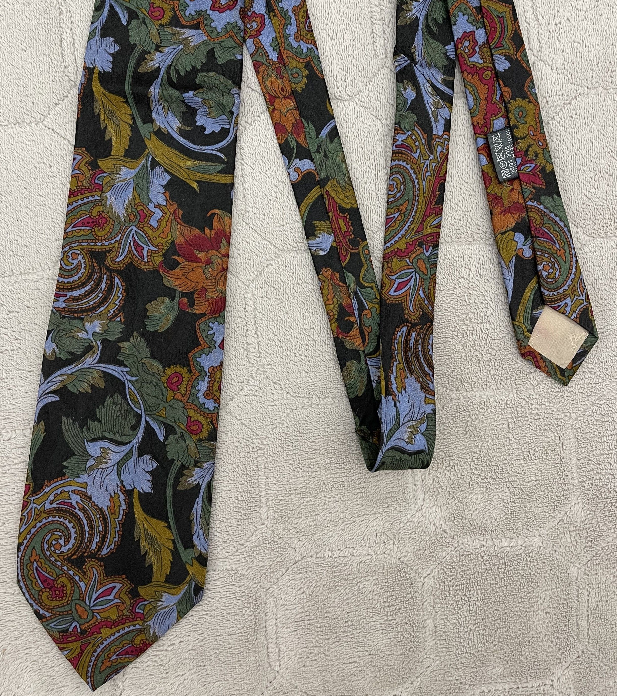 Vintage Hubert MILANO Vintage Silk Tie HAND MADE IN ITALY Size ONE SIZE - 6 Thumbnail