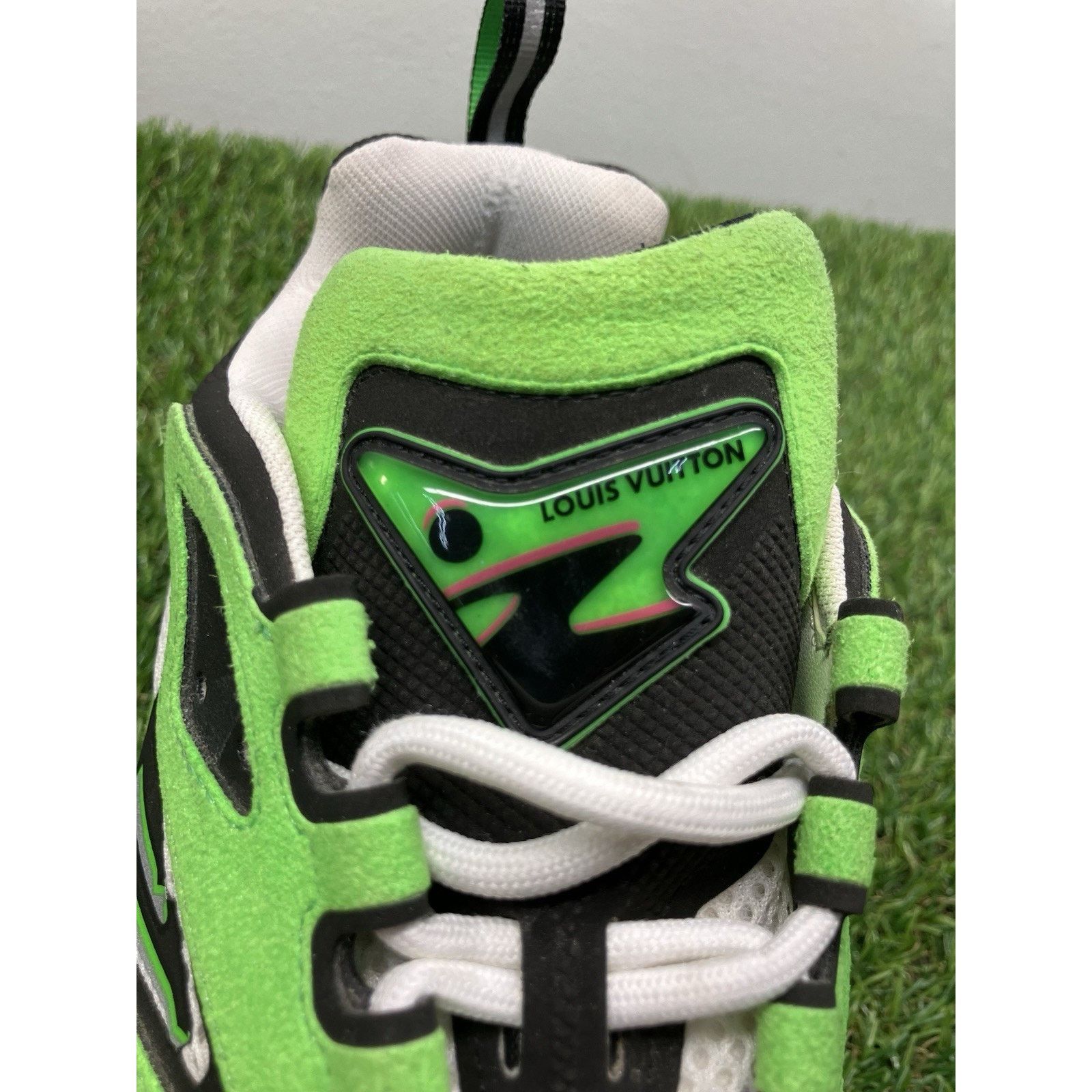 Louis Vuitton Louis Vuitton Tatic Runner ' Green ' | GREAT CONDITION! Size US 8.5 / EU 41-42 - 7 Thumbnail