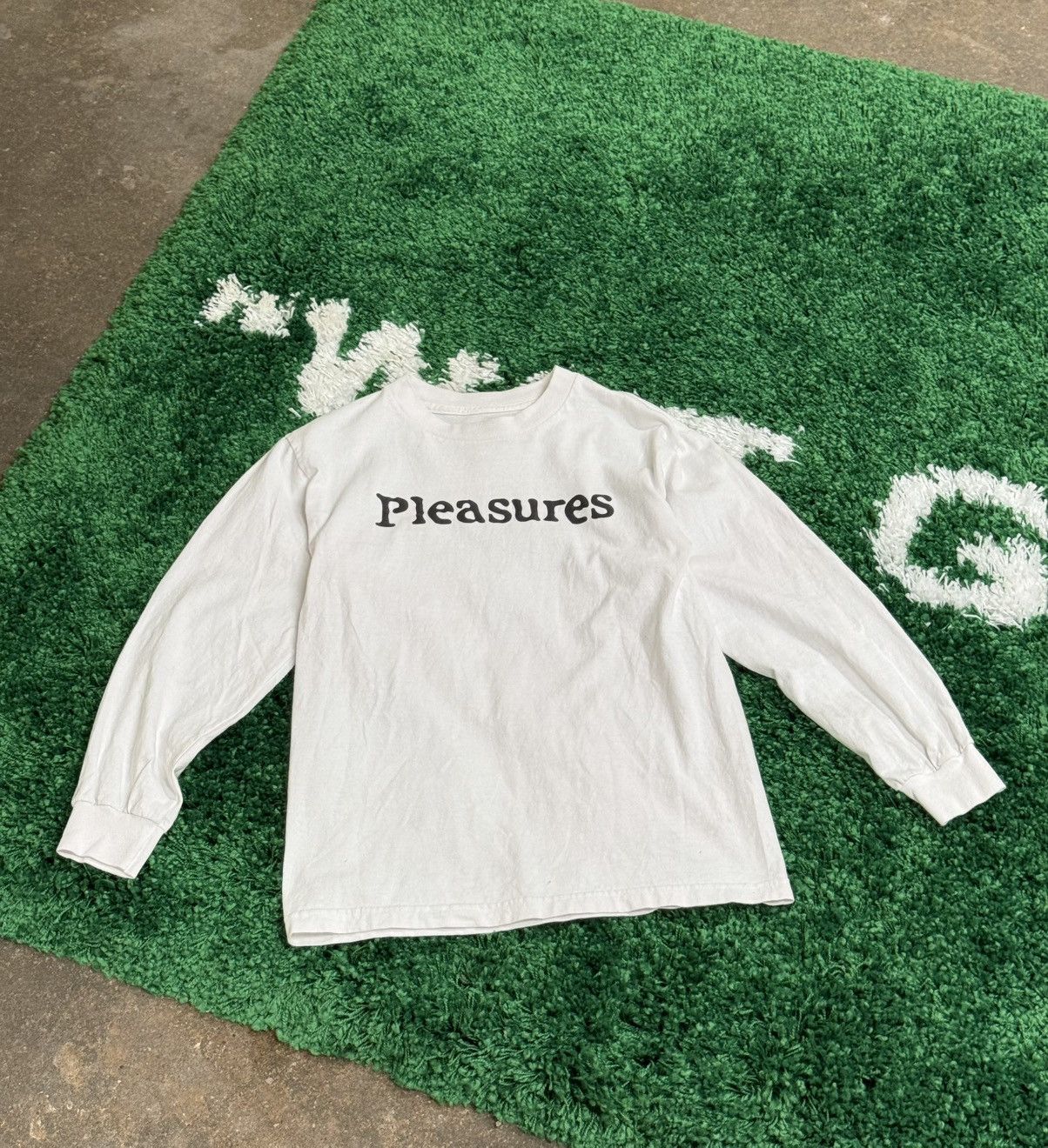 Pleasures RARE Pleasures Skeleton Long Sleeve White Sz. Small Size US S / EU 44-46 / 1 - 3 Thumbnail