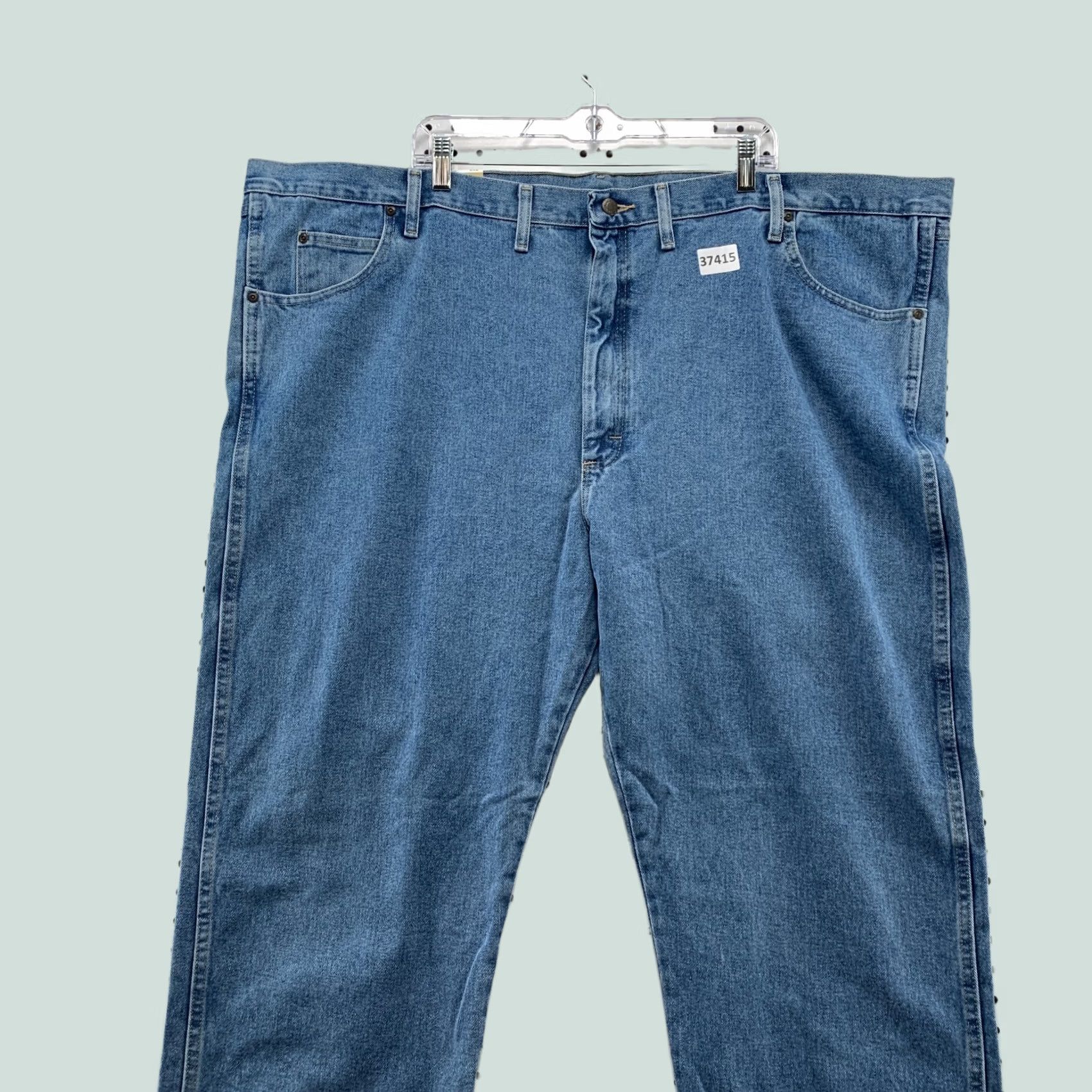 Wrangler Wrangler Rugged Wear Jeans Mens Size 54x30 Light Wash Straight NWT Denim Blue 54 Big & Tall Jeans Mens Size US 38 / EU 54 - 1 Thumbnail