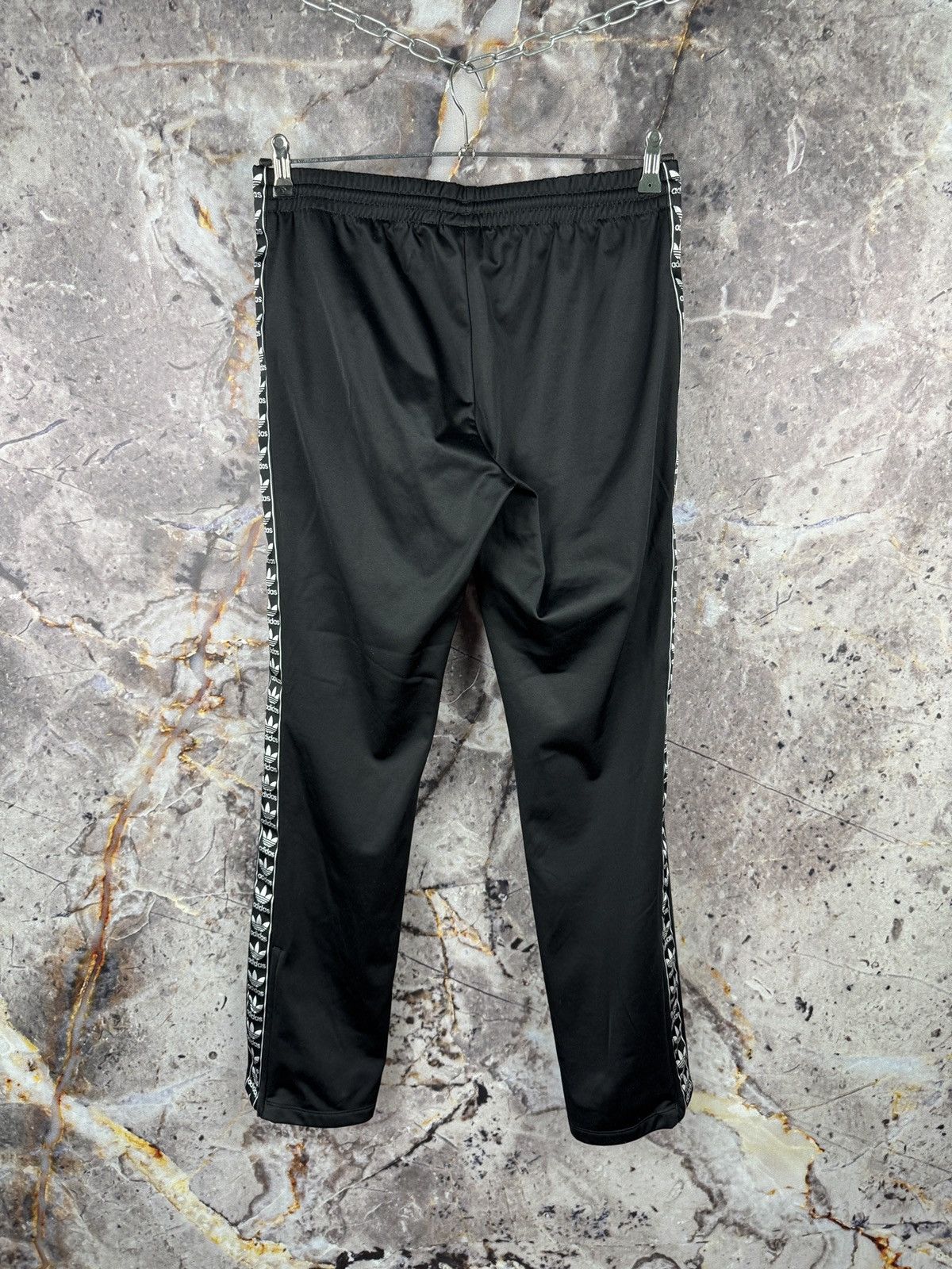 Adidas Adidas Navy Track Pants Athletic Joggers With Side Stripes Size 34" / US 12 / IT 48 - 8 Thumbnail