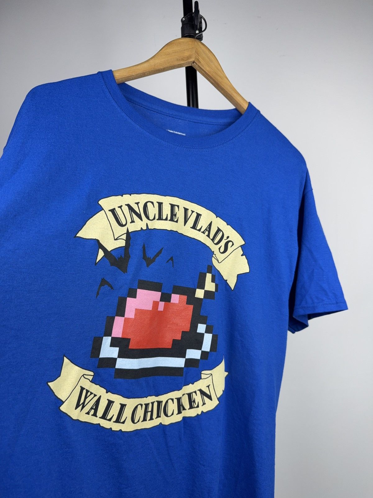 Nintendo Retro 00s Loot Gaming Castlevania Wall Chicken Pixel Tee L Size US L / EU 52-54 / 3 - 4 Thumbnail
