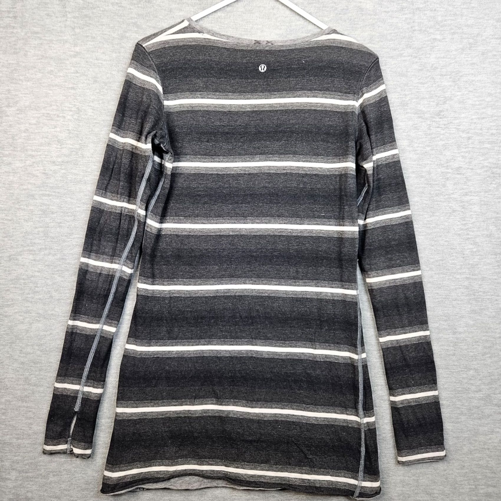 Lululemon Lululemon Women's Reversible Long Sleeve Top Size 6 Casual Activewear Multicolor Long Sleeve Women's Reversible Top 6 Sportswear Mens Girls Size M / US 6-8 / IT 42-44 - 4 Thumbnail