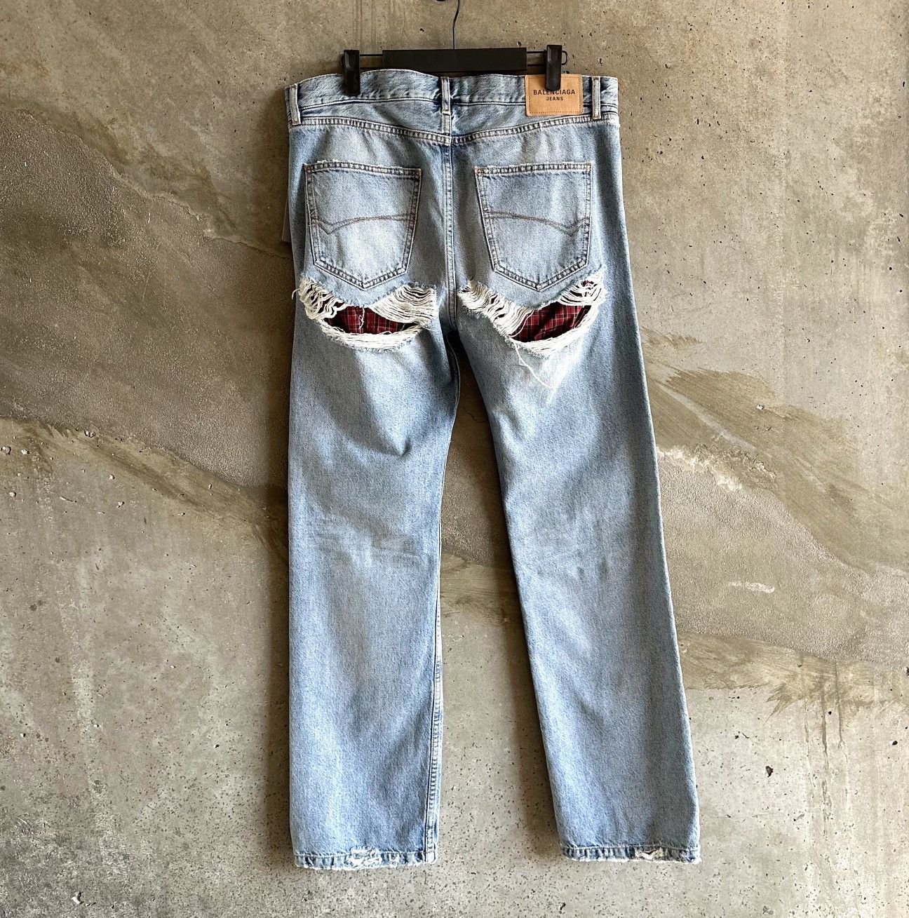 Balenciaga SS21 Distressed Boxer Denim Size US 33 - 3 Thumbnail