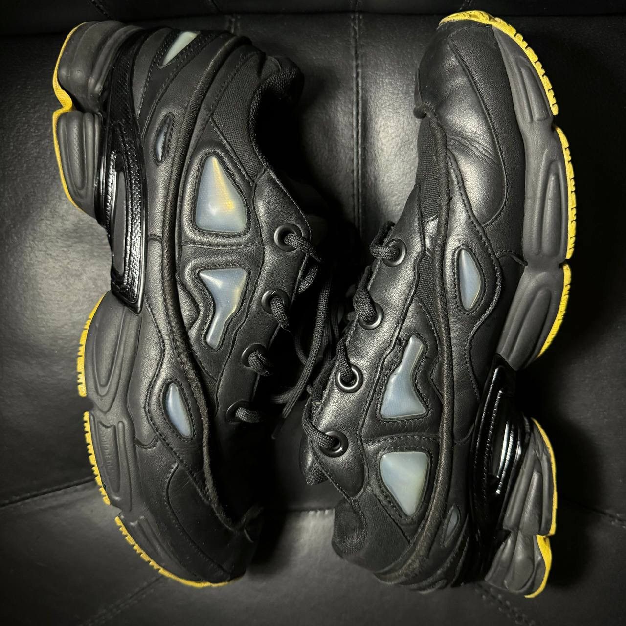 Adidas × Raf Simons Adidas Raf Simons Ozweego Corn Black Size US 11 / EU 44 - 7 Thumbnail