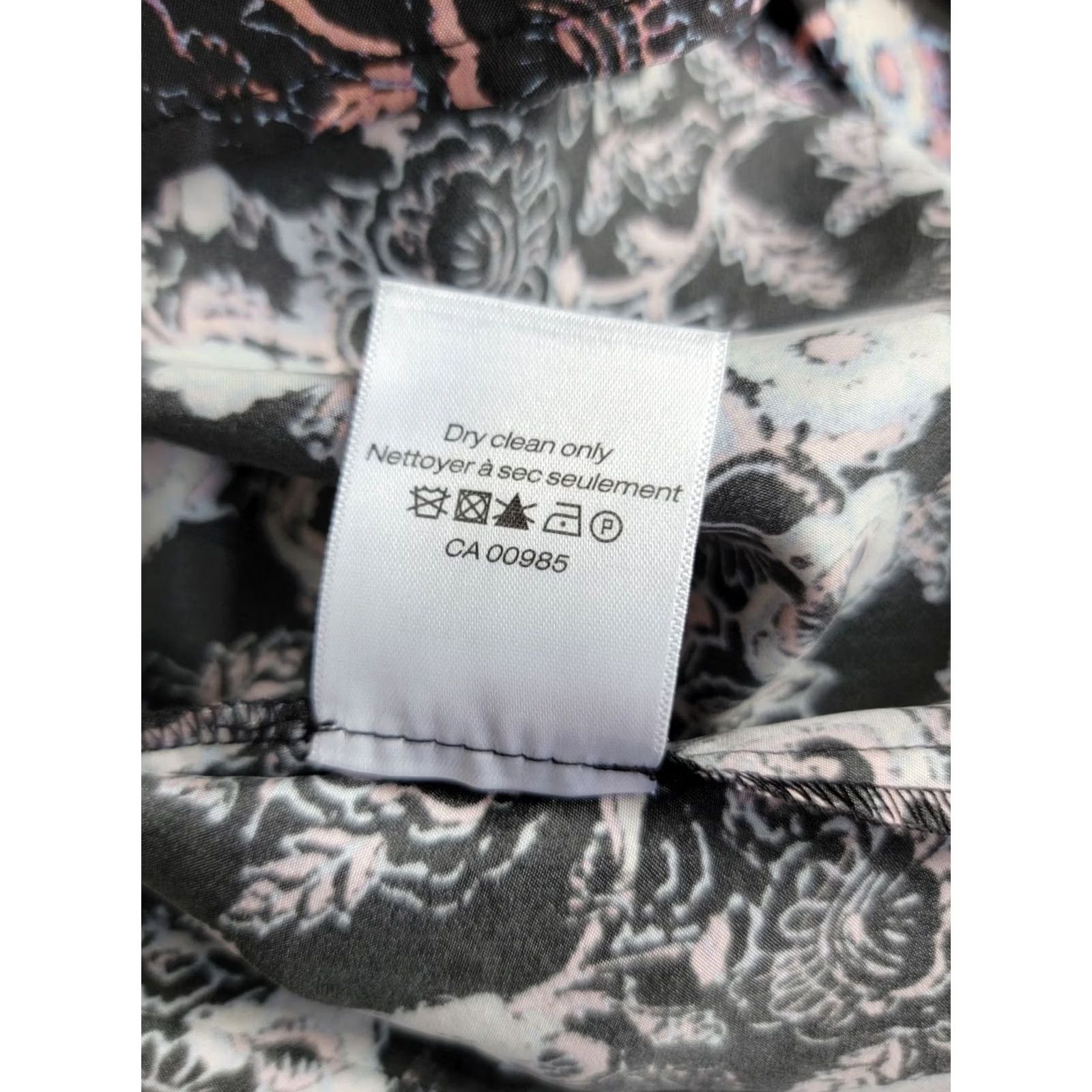 Veronica Beard Veronica Beard Silk Dress Boho Floral Smocked Waist 3/4 Sleeve V-Neck Zip Short Mini Black Size 8 Womens Size M / US 6-8 / IT 42-44 - 5 Thumbnail