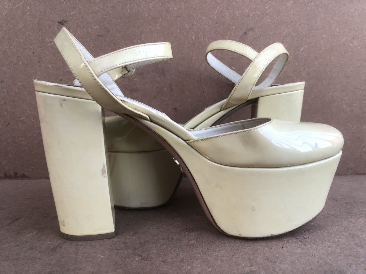 Prada Vintage Prada Heels Size 37.5 Size US 7.5 / IT 37.5 - 5 Thumbnail