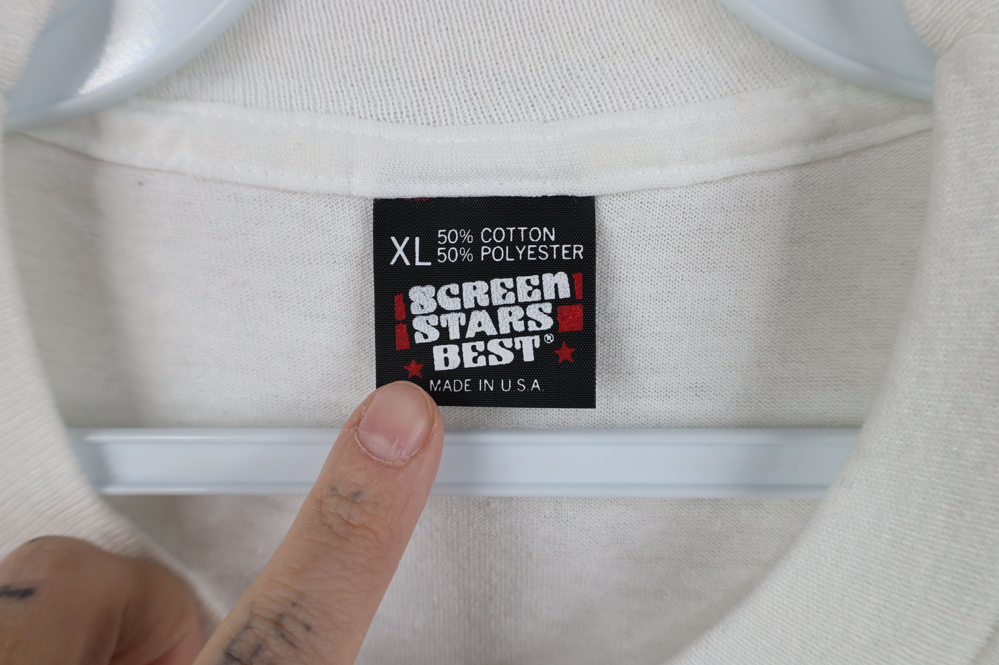Vintage Vintage 90s Streetwear Stars Short Sleeve T-Shirt White USA Size US XL / EU 56 / 4 - 7 Thumbnail