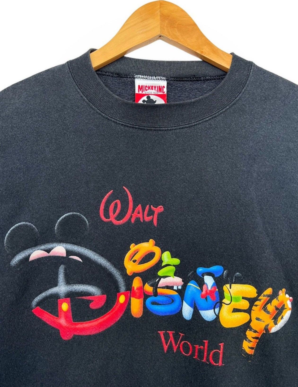 Disney × Mickey Mouse × Vintage Vintage 90s Disney World Sweatshirt Mickey Sweatshirt Size US M / EU 48-50 / 2 - 4 Thumbnail
