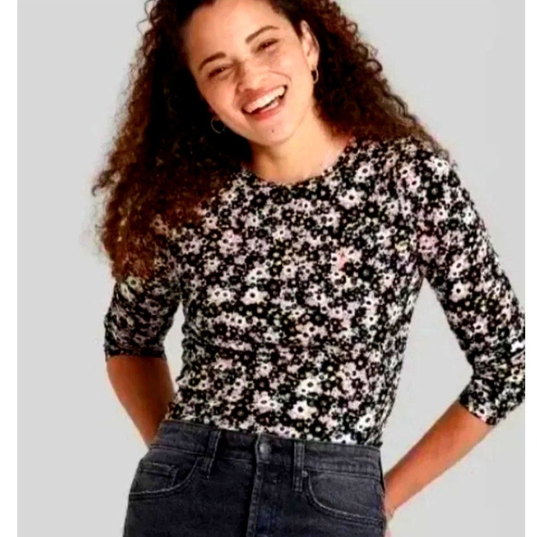 Target Basics Wild Fable Women's Small Floral Long Sleeve Crop Top Large Size L / US 10 / IT 46 - 1 Thumbnail