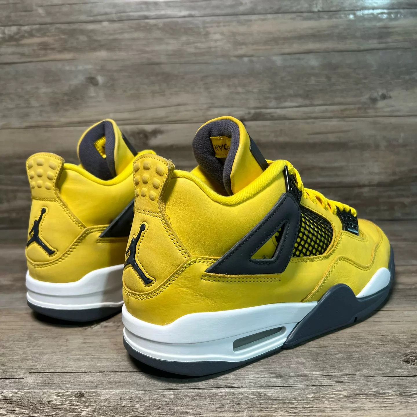 Nike Air Jordan 4 AJ4 Black & Yellow CT8527-700 EUR 42 Size US 9 / EU 42 - 3 Thumbnail