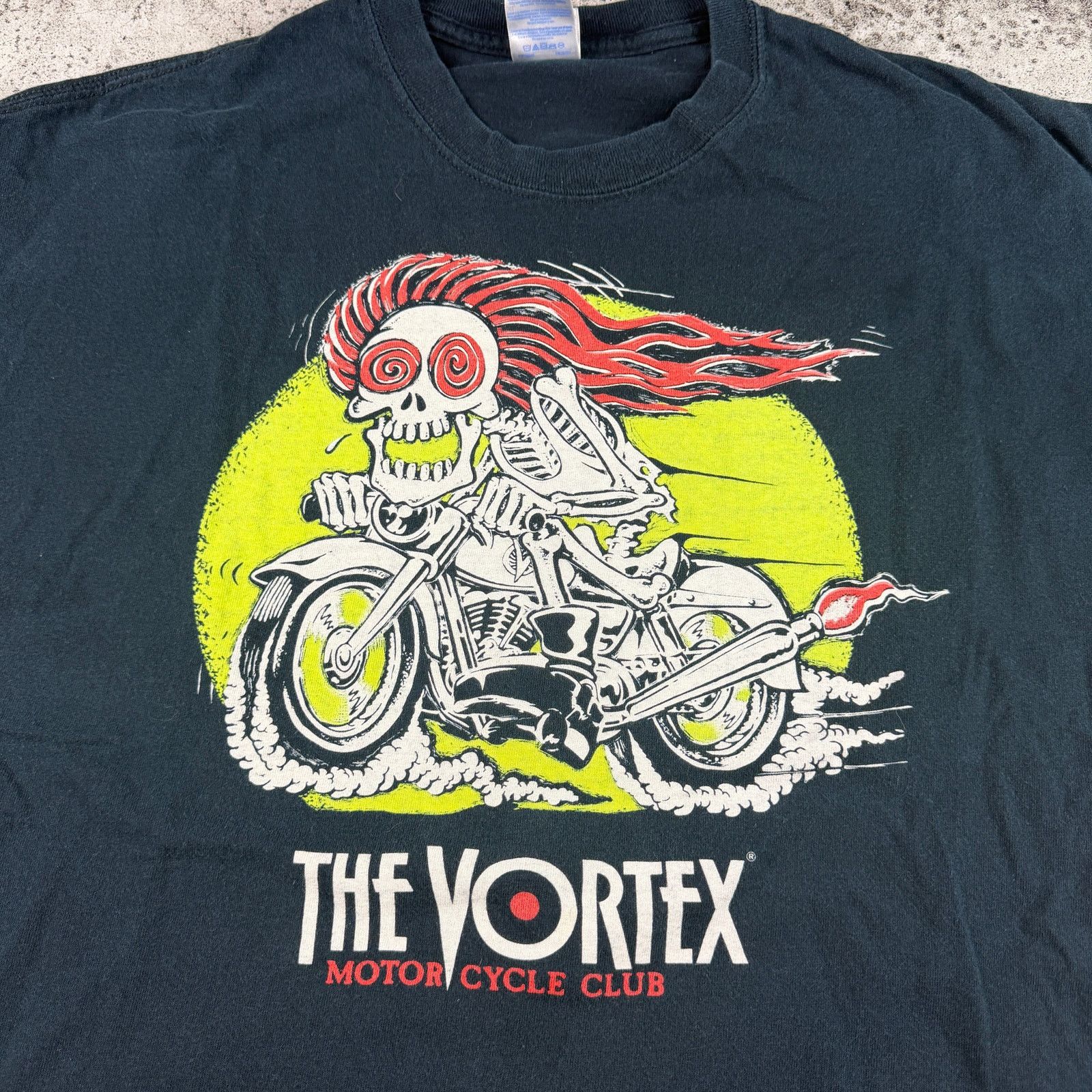 Gildan Y2K Biker Shirt The Vortex Motorcycle Clue Size XL SKulls Size US XL / EU 56 / 4 - 1 Thumbnail