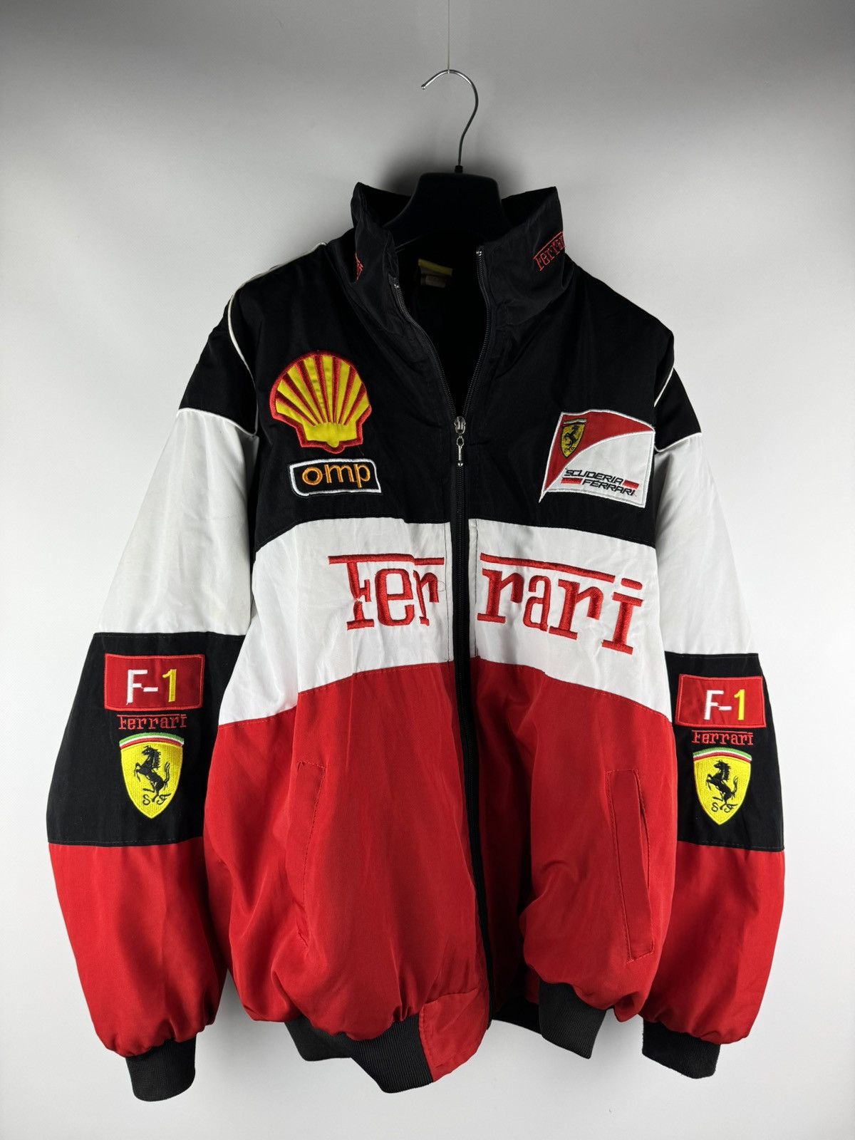 Ferrari Vintage Ferrari F1 Team Racing Bomber Jacket Shell /OMP Y2K Size US L / EU 52-54 / 3 - 1 Thumbnail