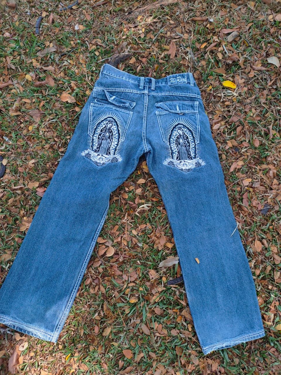🔥 RARE EMBROIDERY REVE JEANS