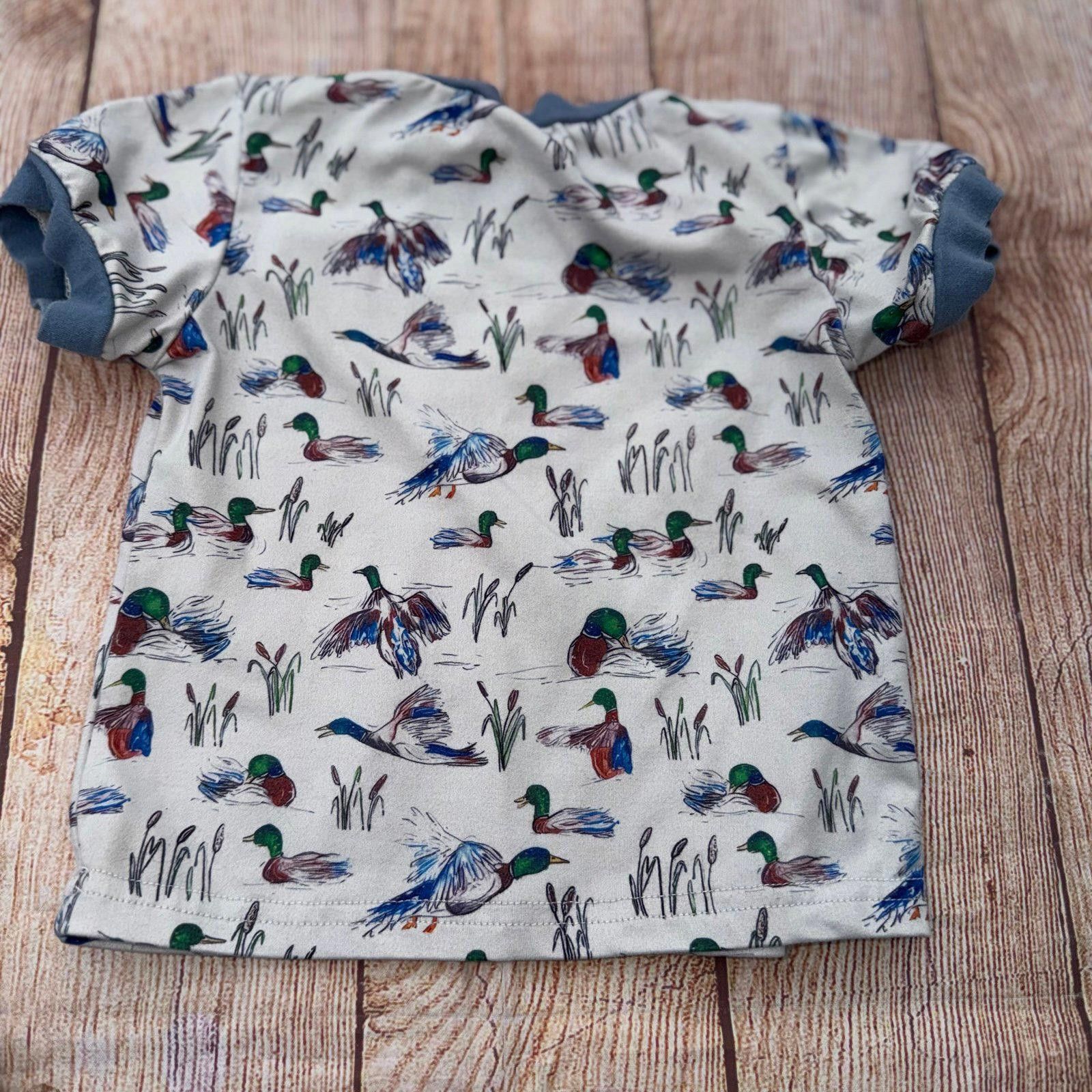 Other Boutique 6-12 Month Duck Print Baby Shirt Size US XXS / EU 40 - 5 Thumbnail