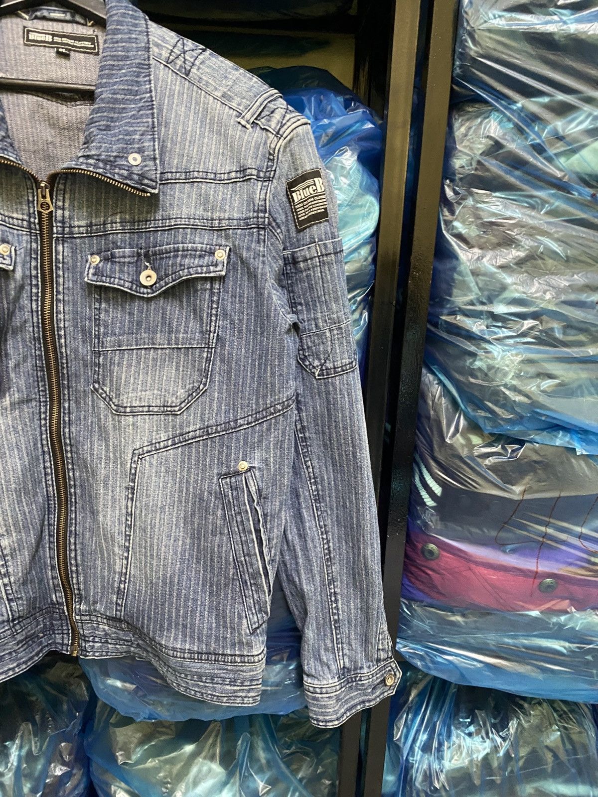 Other VINTAGE BLUE B DENIM WORKER JACKET Size US L / EU 52-54 / 3 - 6 Thumbnail