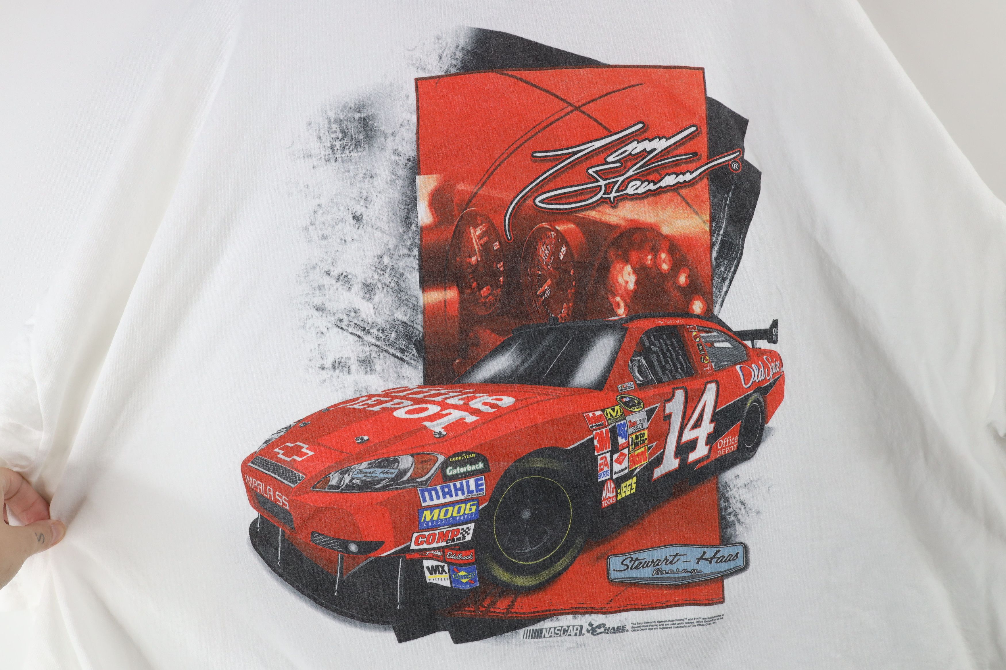 Vintage Vintage NASCAR Stewart Racing Short Sleeve T-Shirt White Size US XXL / EU 58 / 5 - 6 Thumbnail