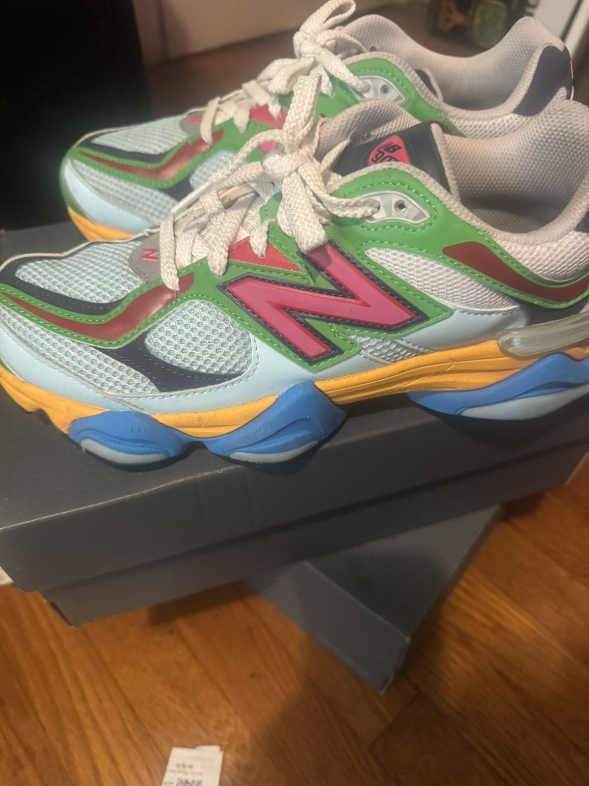 New Balance 9060 Size US 10 / EU 43 - 7 Thumbnail