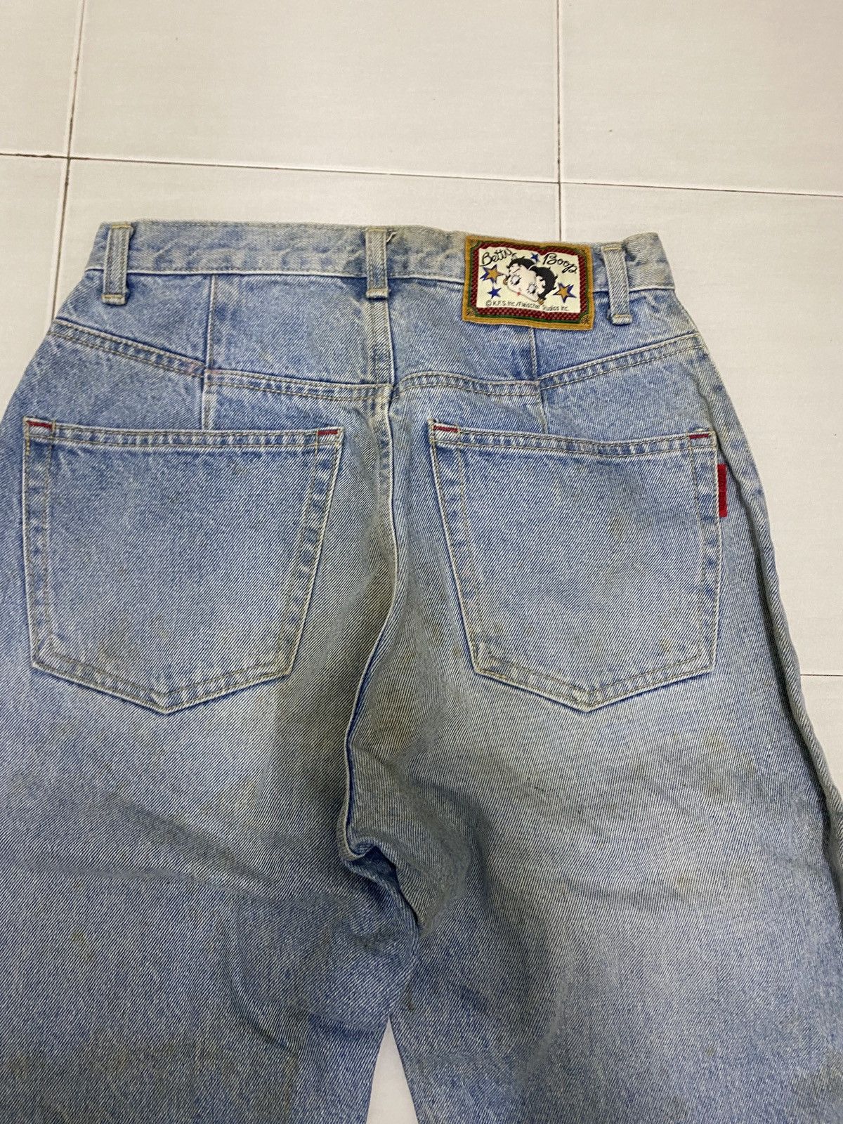 Vintage Vintage Betty Boop Big Print Jeans distressed Size 27" / US 4 / IT 40 - 8 Thumbnail