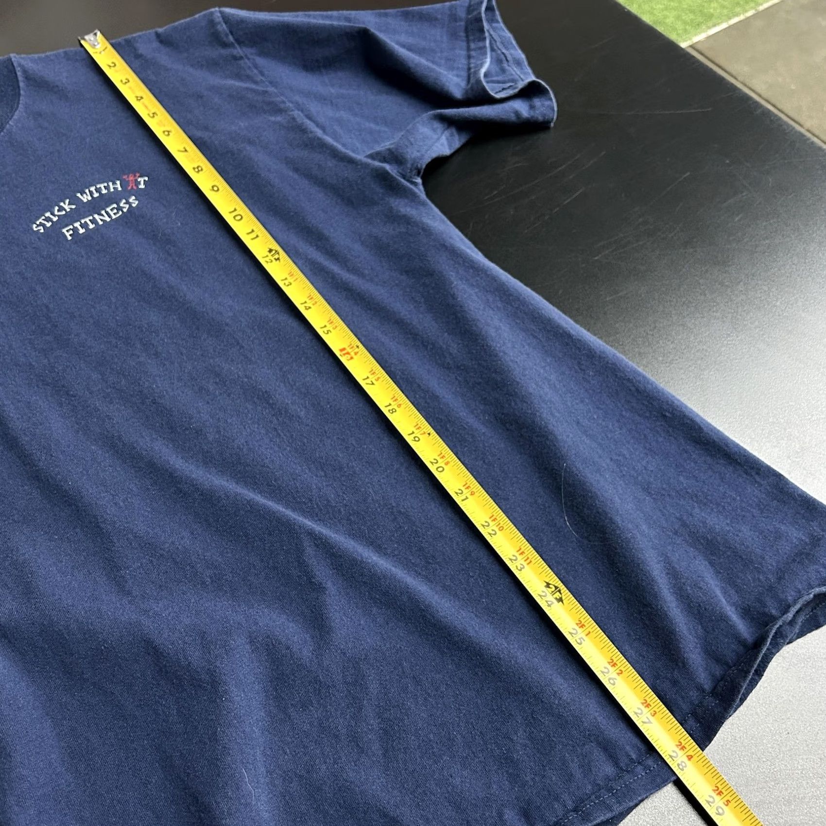 Fruit Of The Loom VINTAGE Stick With It Fitness Shirt Mens XL Blue 2003 Football Hampton 2000s Size US XL / EU 56 / 4 - 7 Thumbnail