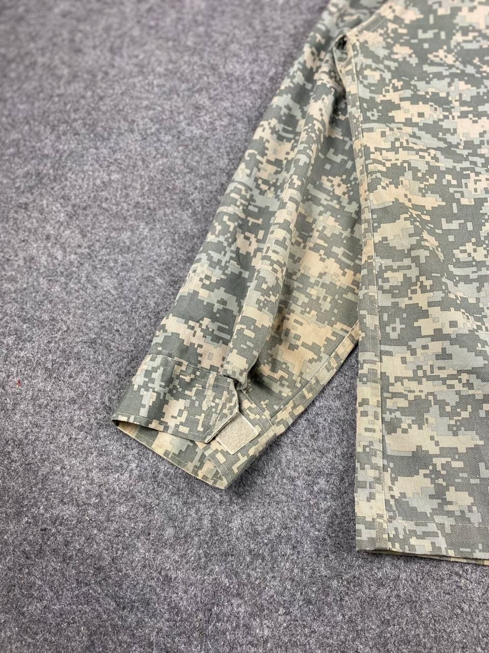 Japanese Brand military digital camo jacket nice design Size US L / EU 52-54 / 3 - 10 Thumbnail