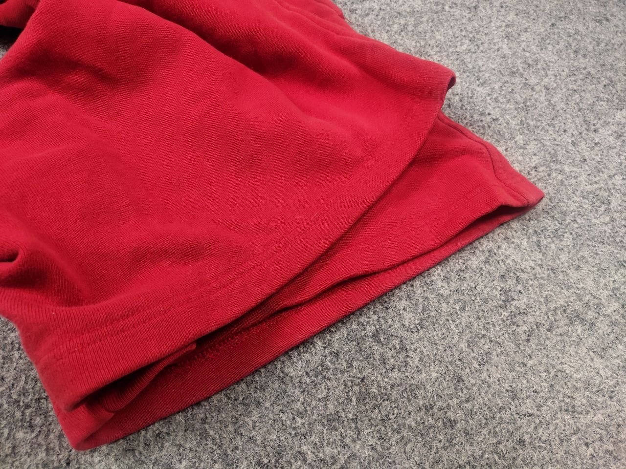 Nike Vintage 80's Nike Swoosh Logo Red Cotton Casual Shorts USA Size US 34 / EU 50 - 7 Thumbnail