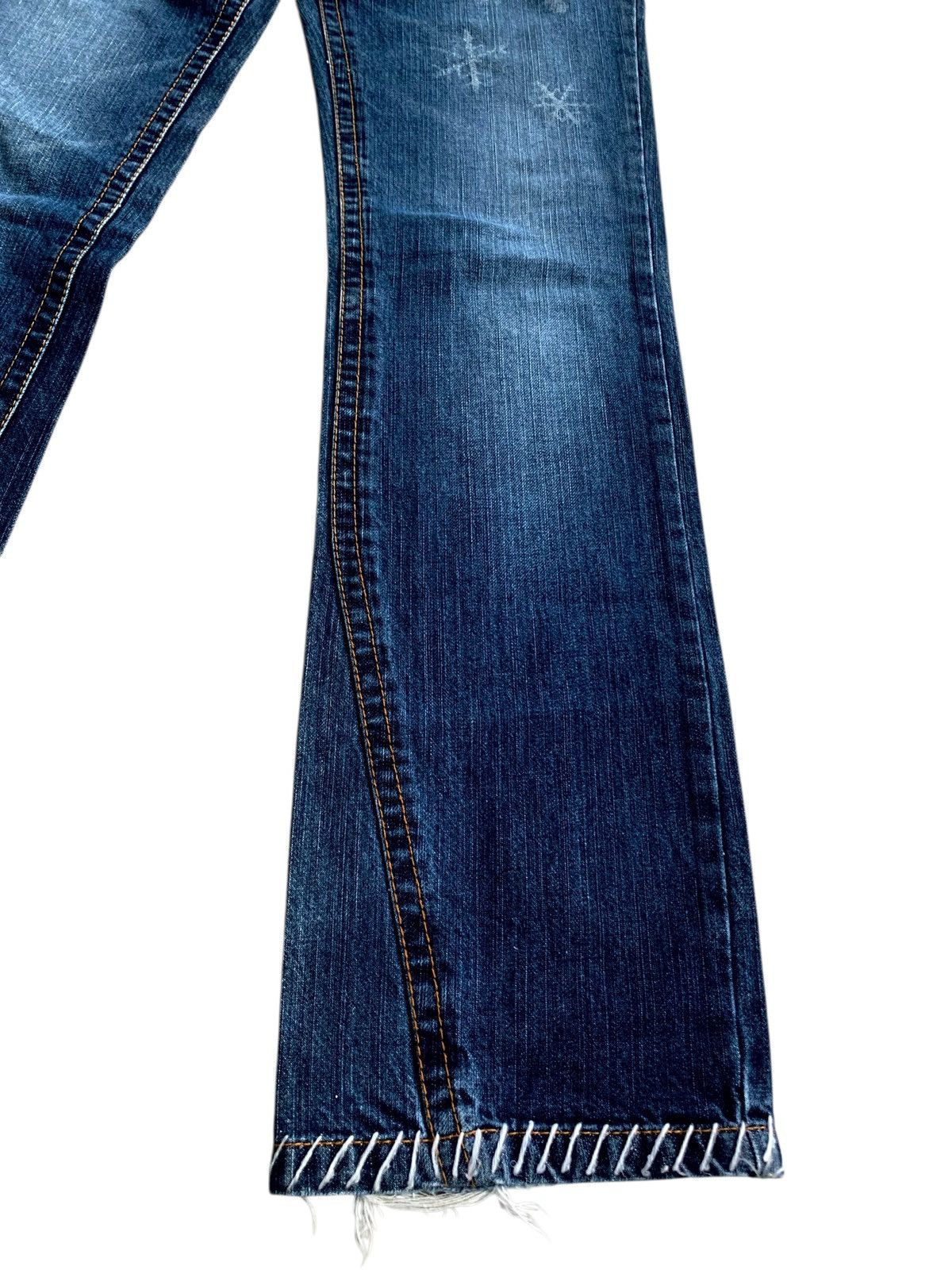 If Six Was Nine × Japanese Brand × Vintage Vintage Y2k Blue Moon Blue Hairy Jeans Japanese Style 🇯🇵 Size 30" / US 8 / IT 44 - 5 Thumbnail