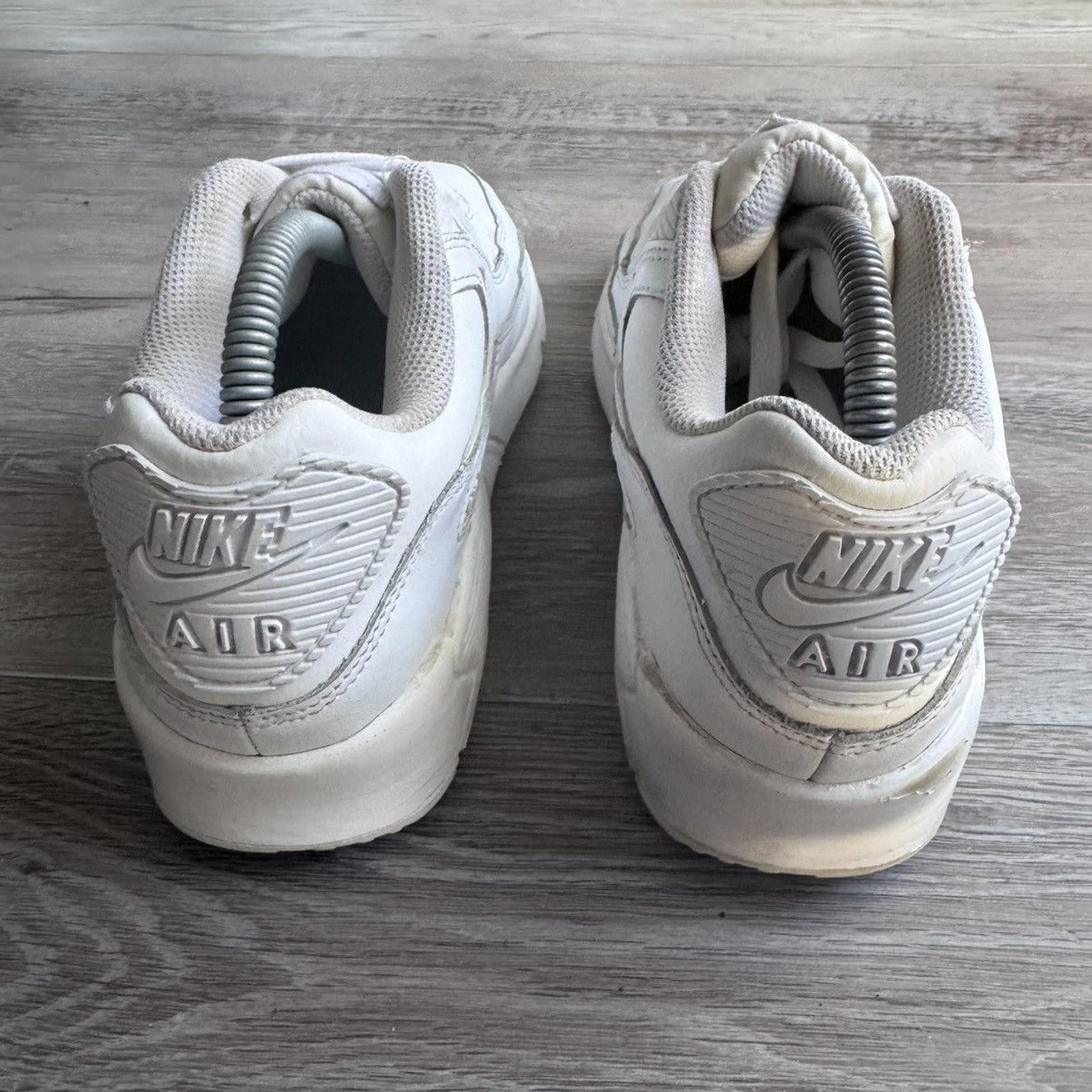Nike NIKE • Air Max 90 GS "Recraft Triple White" (7M) Size US 7 / EU 40 - 7 Thumbnail
