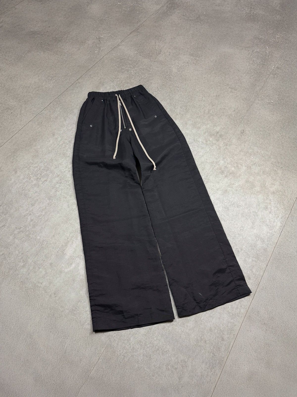Rick Owens Rick Owens mainline Geth Belas Lido SS24 black Silk / Nylon Size 25" / US 0 / IT 36 - 1 Thumbnail