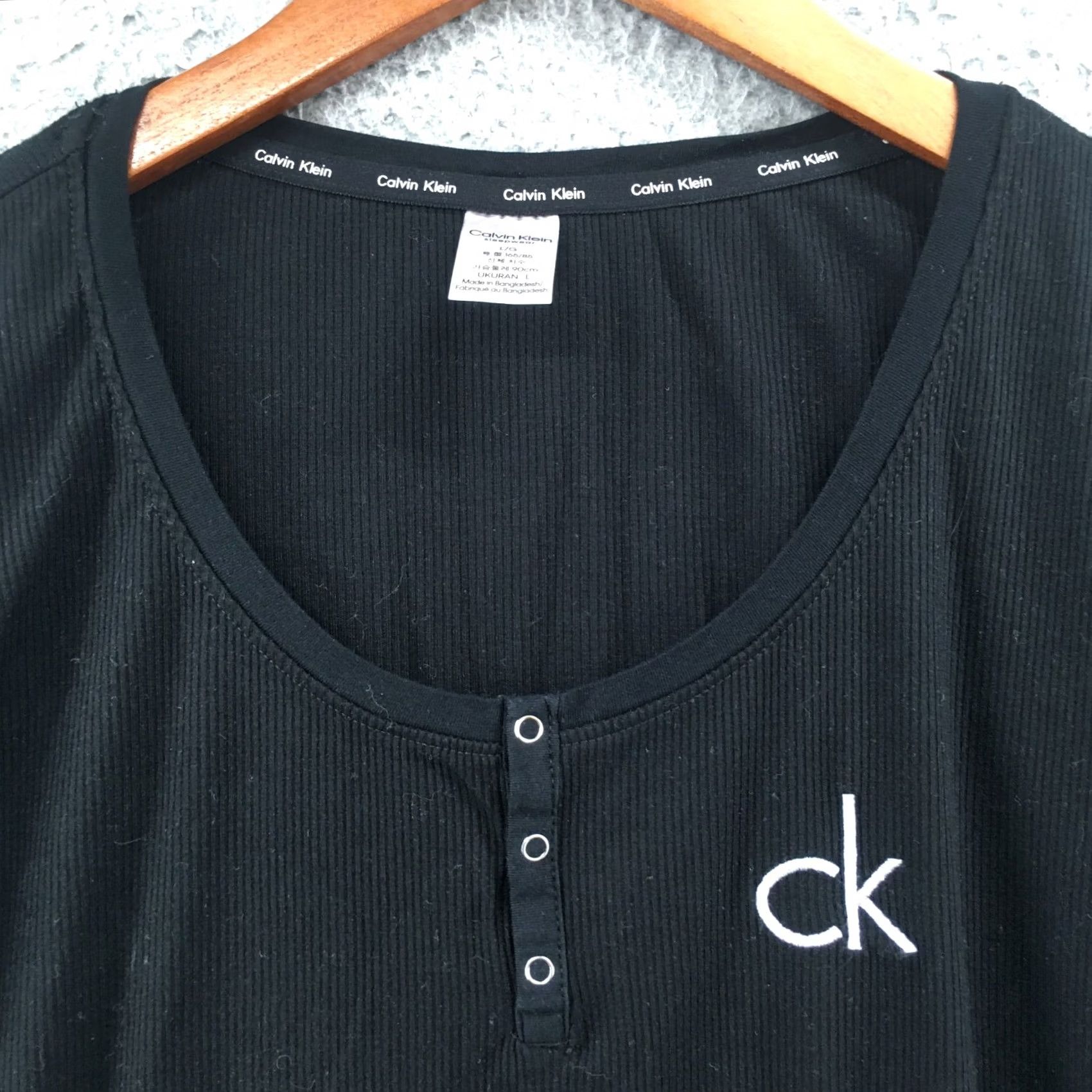 Calvin Klein Calvin Klein Sleepwear Shirt Womens Large Solid Black Long Sleeves Pullover Size L / US 10 / IT 46 - 3 Thumbnail