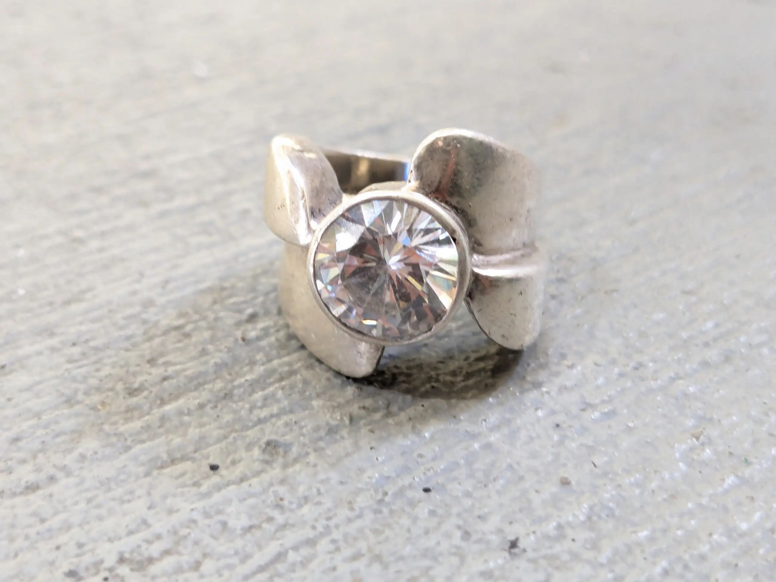 Sterling Silver Vintage Sterling Silver Ring 6 CZ Round Asymmetrical Size ONE SIZE - 3 Thumbnail
