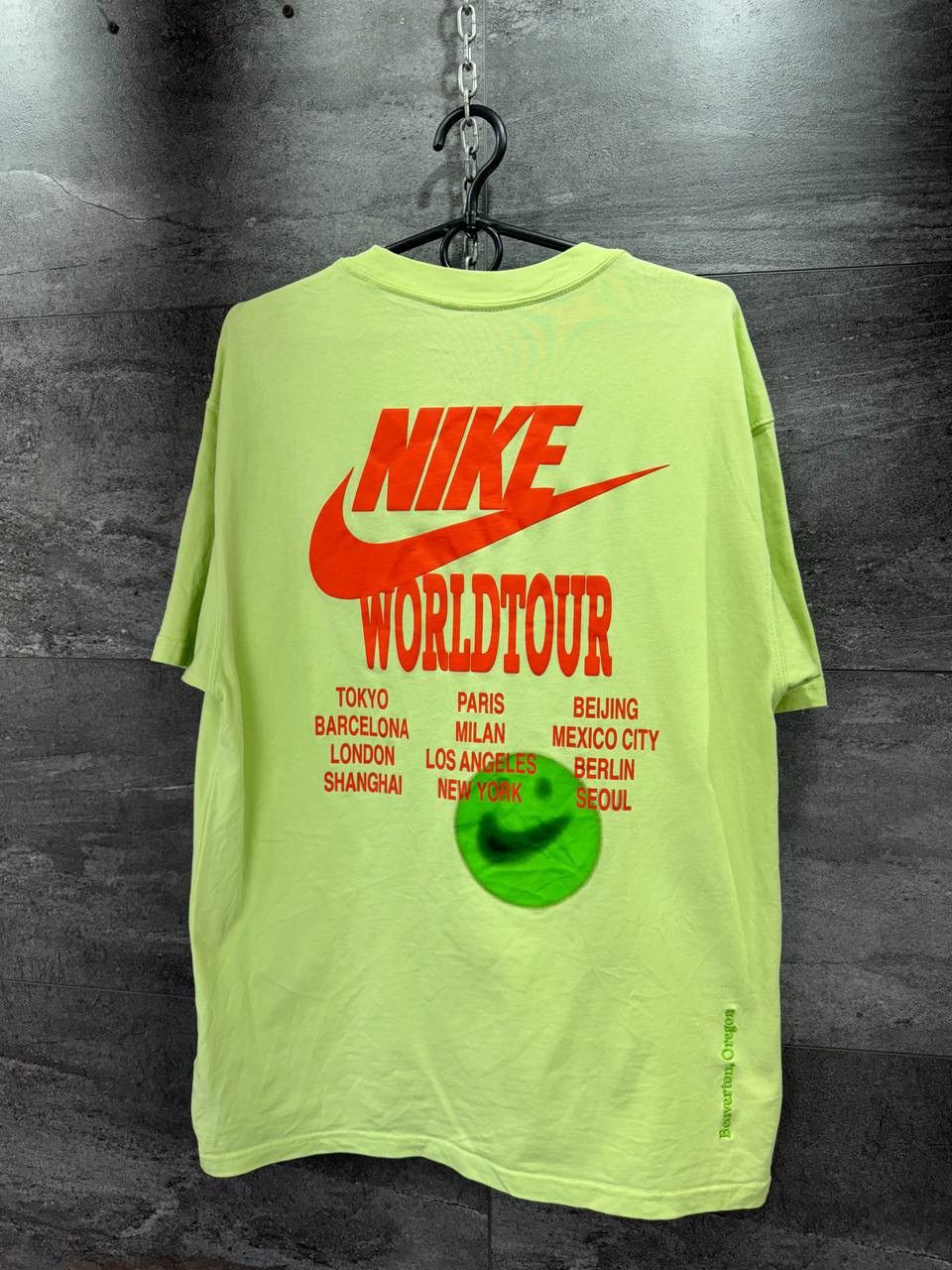 Nike × Vintage Nike Tee World Tour 2 Men’s T-Shirt NSW Size S Size US S / EU 44-46 / 1 - 1 Thumbnail