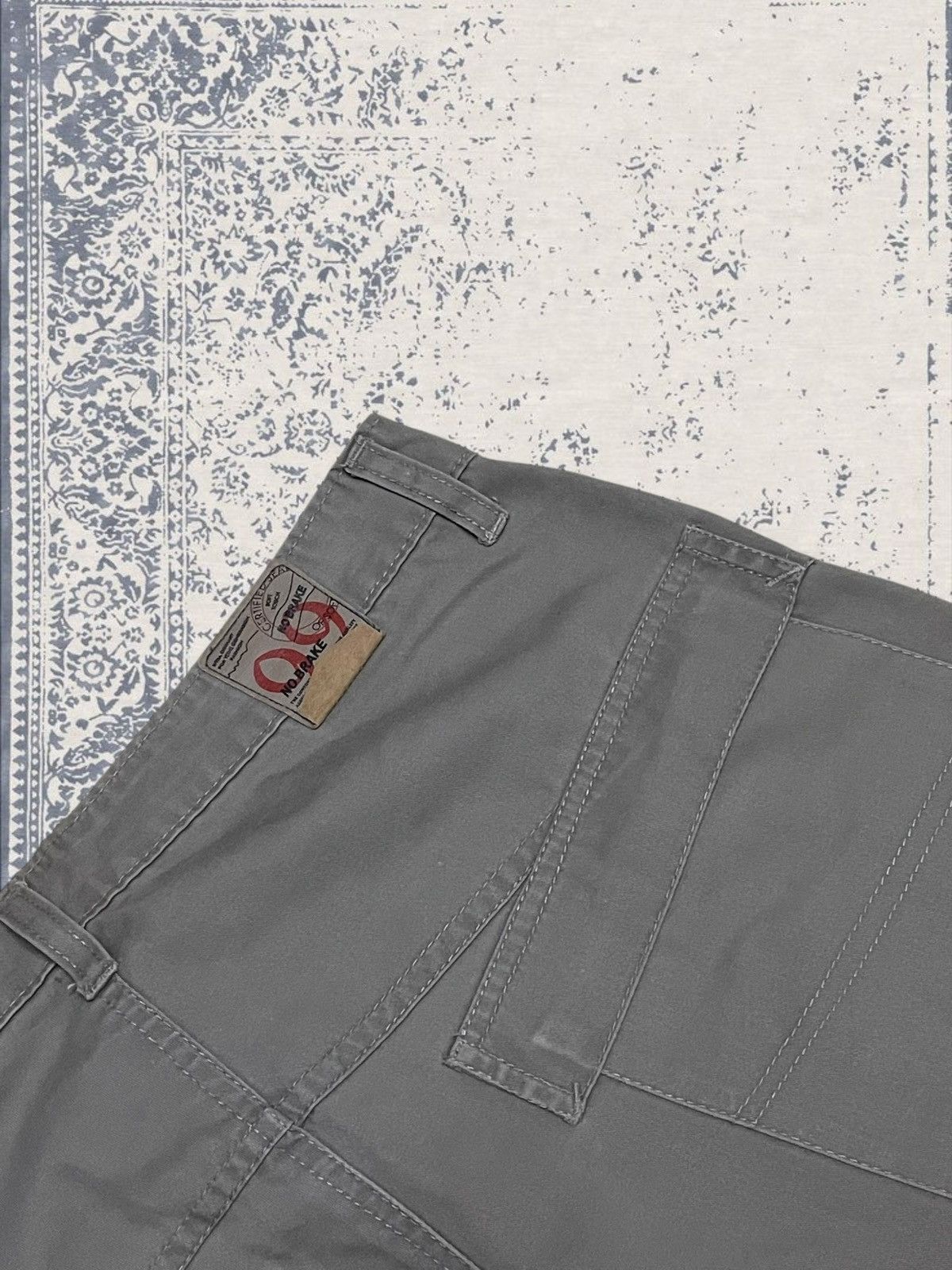 Designer × Japanese Brand × Vintage Vintage 1990s Japan Designer No Brake Cargo Multipcoket Pant Size US 29 - 16 Thumbnail
