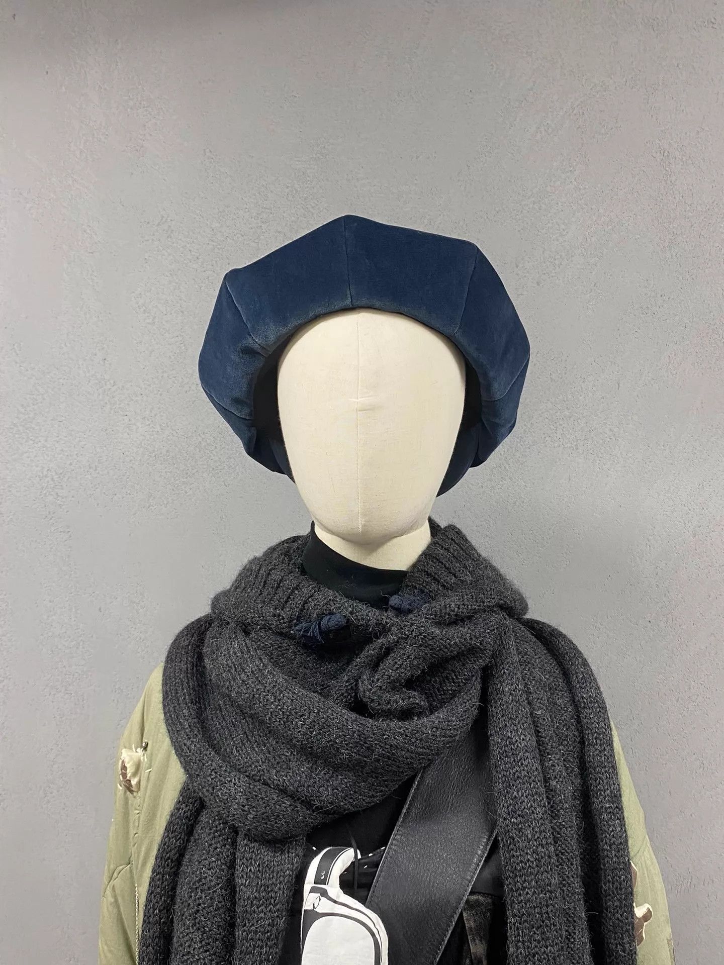 Number (N)ine Number (N)ine x NIEDIECK BlueVelvet Octagonal Newsboy Cap Size ONE SIZE - 5 Thumbnail