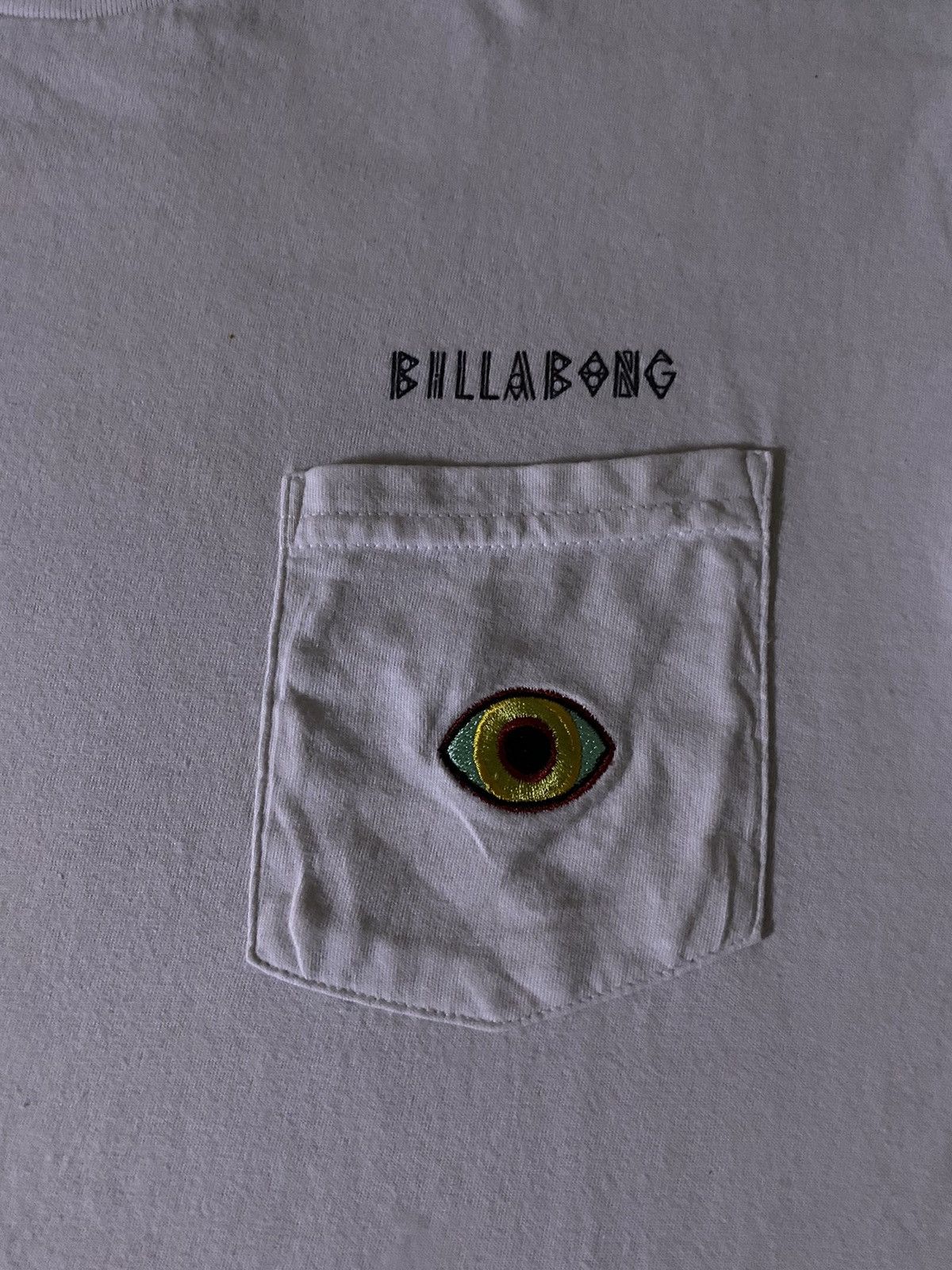 Billabong × Japanese Brand Billabong Single Pocket Over Print Scorpions Back Side Tee Size US L / EU 52-54 / 3 - 4 Thumbnail