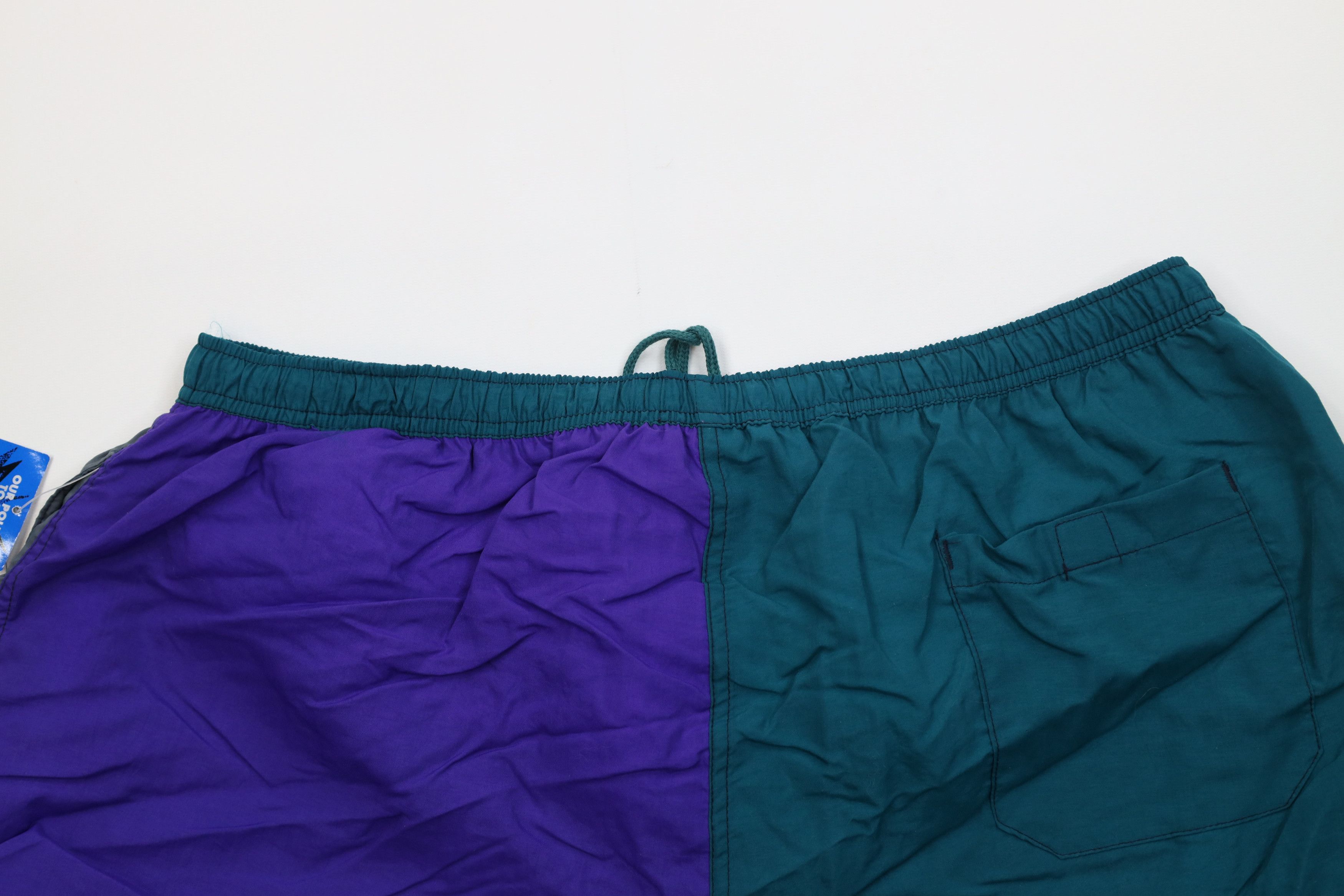 Vintage Deadstock Vintage 90s Streetwear Block Lined Shorts Trunks Size US 36 / EU 52 - 11 Thumbnail