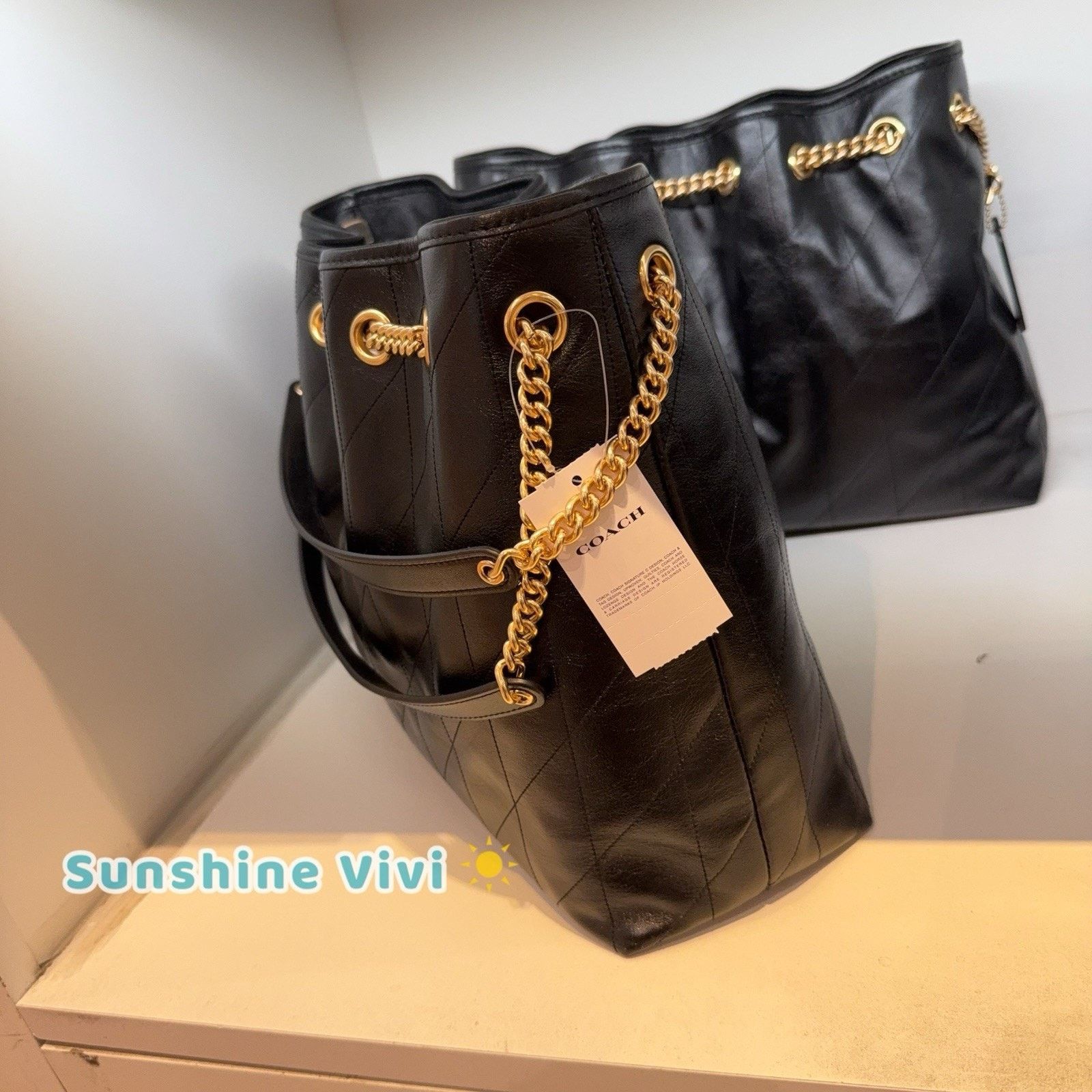 Coach NWT COACH Evelyn Shoulder Bag Leather Gold/Black CDR00 Size ONE SIZE - 8 Thumbnail