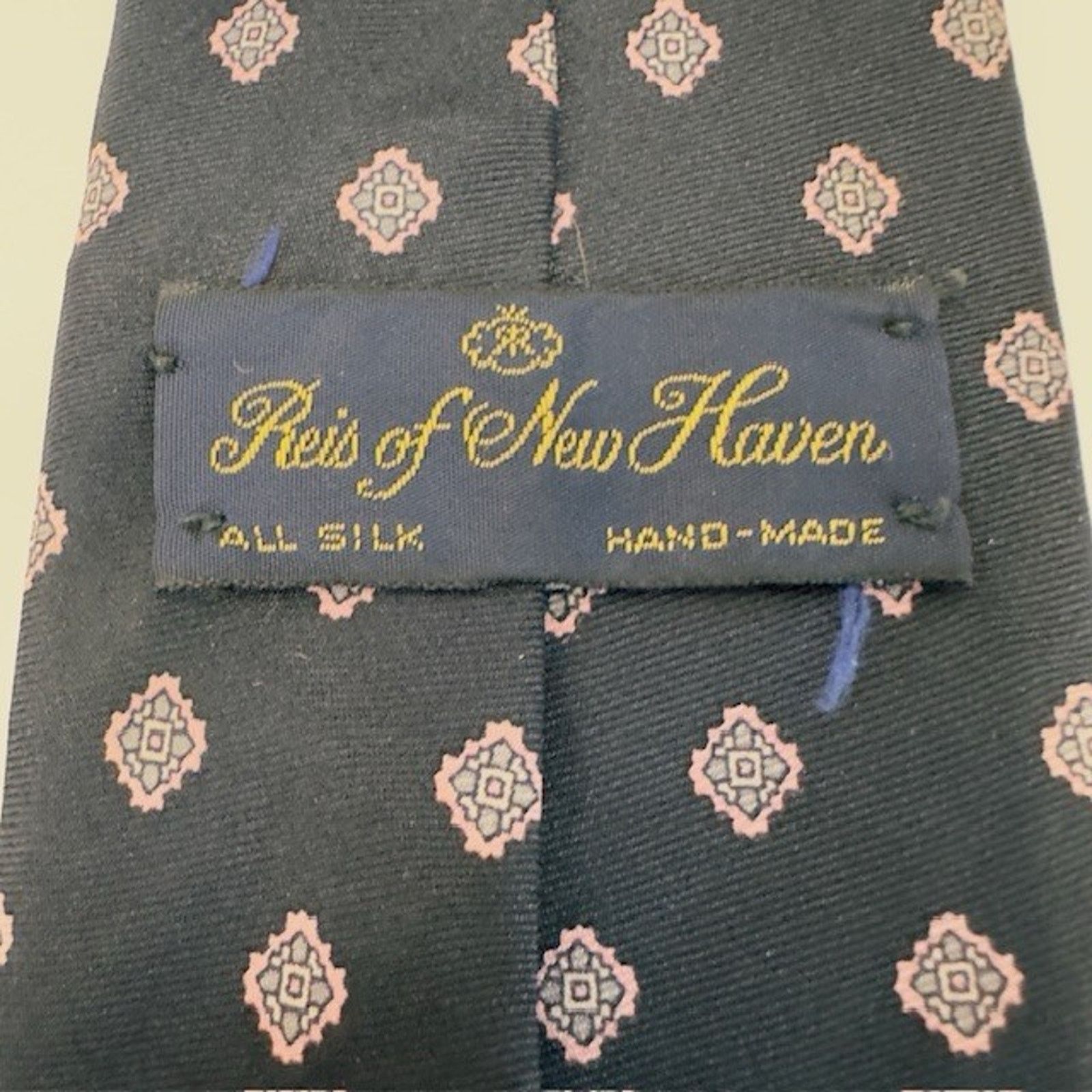 Other Reis of New Haven Men's VINTAGE 100% Silk Tie Handmade BLK Size ONE SIZE - 3 Thumbnail