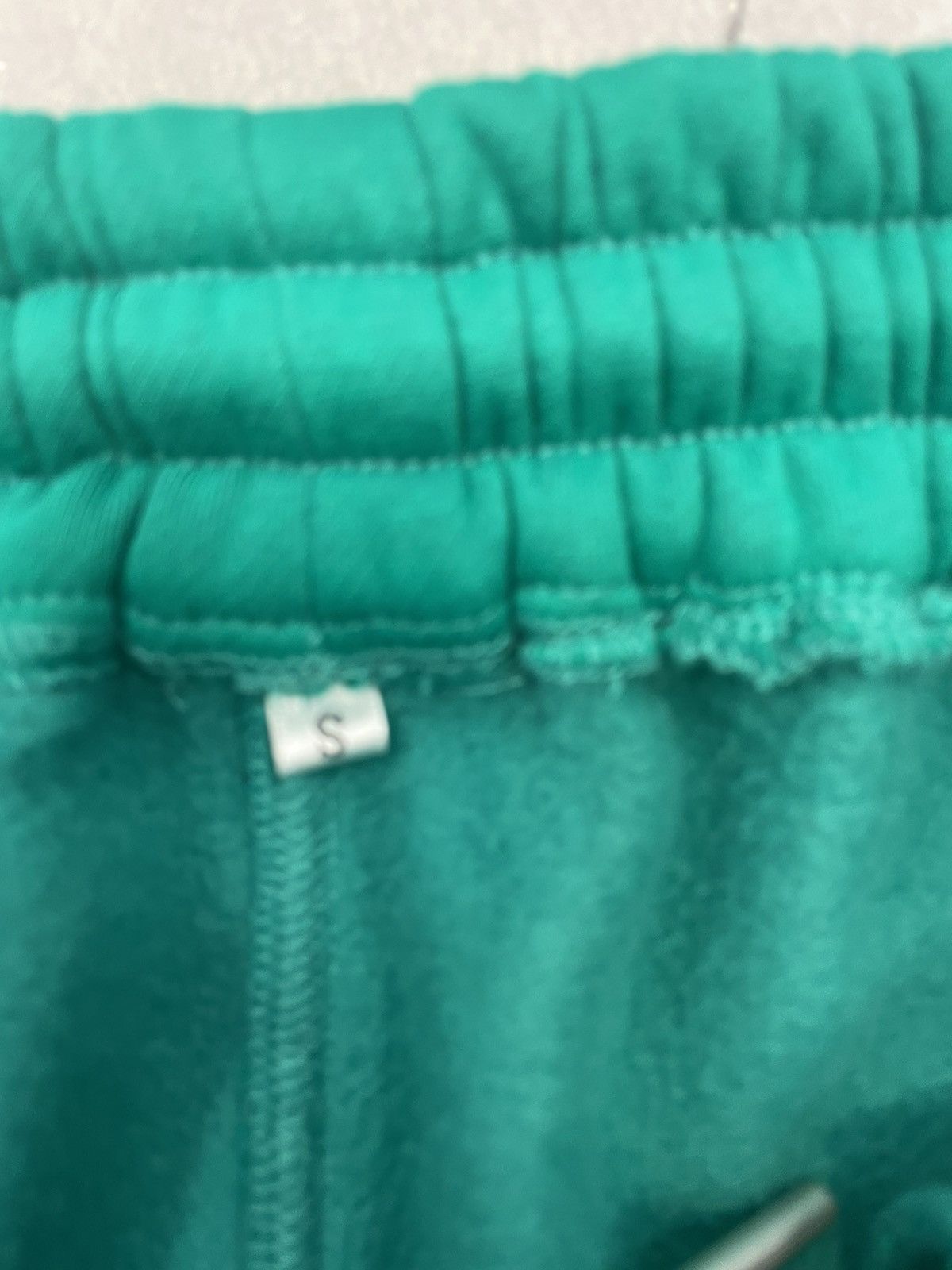 The GV Gallery Gv Gallery Lil Leon Green Sweat Size US 32 / EU 48 - 3 Thumbnail