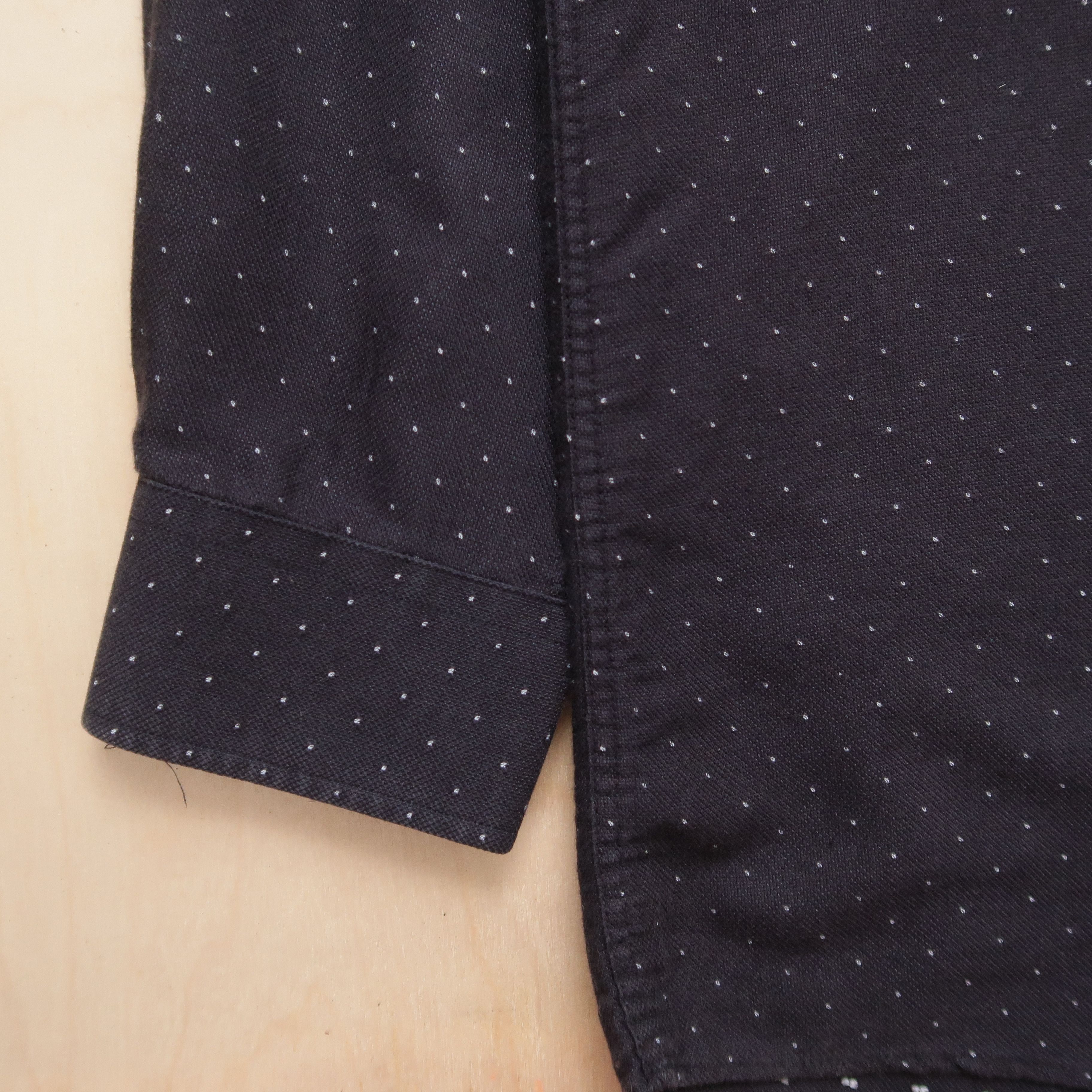 Balenciaga Vintage Balenciaga Psychedelic Dot Distressed Shirt Size US L / EU 52-54 / 3 - 8 Thumbnail