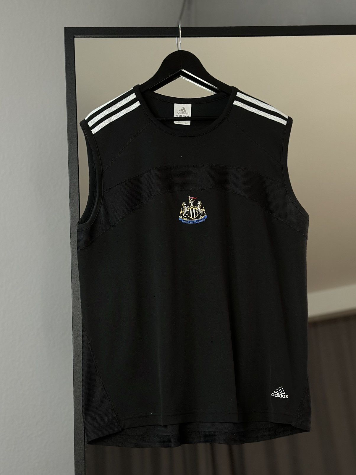 Adidas Vintage New Castle 2003 t-shirt Soccer Jersey England Size US XL / EU 56 / 4 - 1 Thumbnail