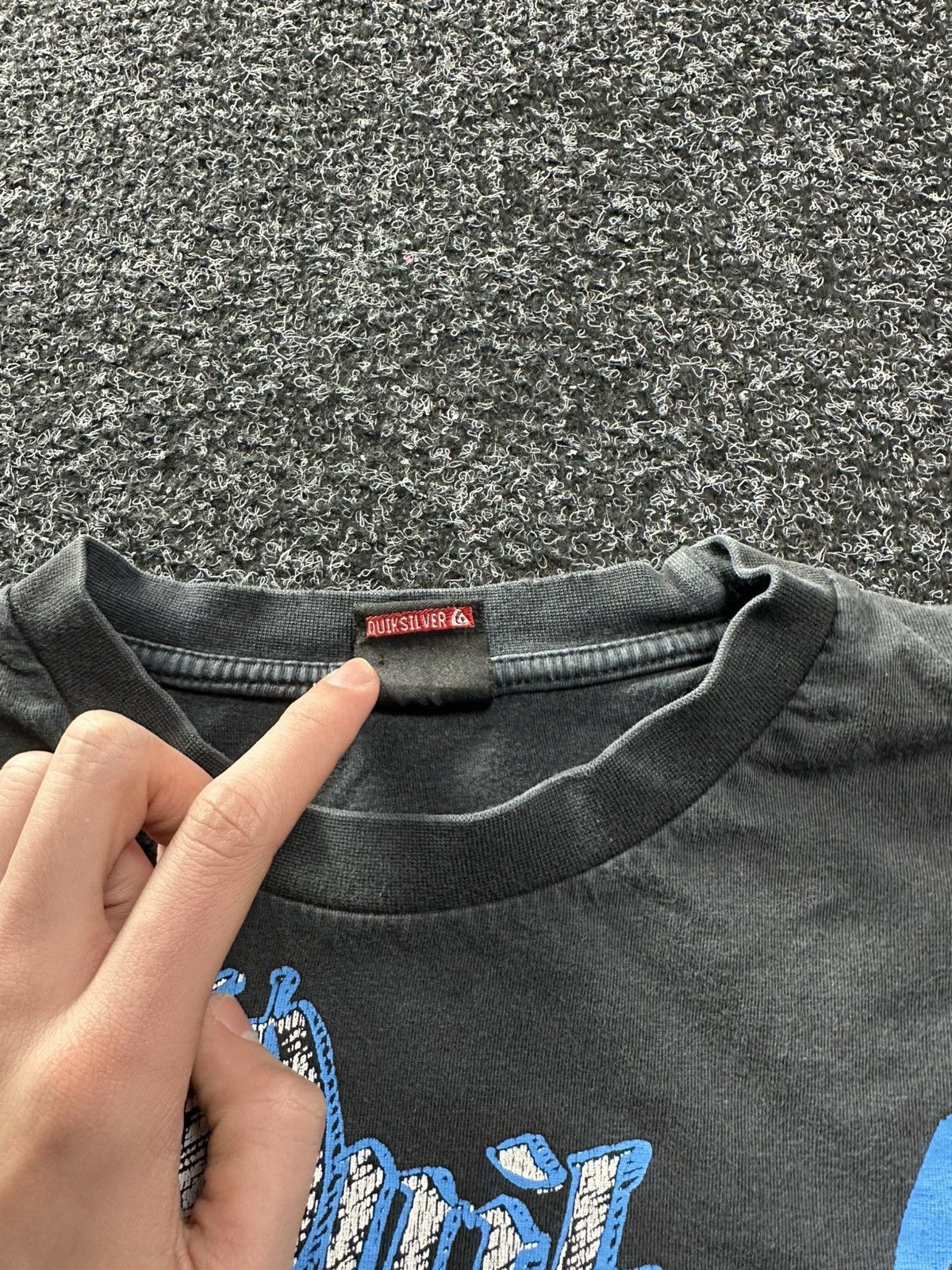 Quiksilver 🚨 VINTAGE BIG LOGO QUICKSILVER black faded SURF Y2K RARE Size US L / EU 52-54 / 3 - 6 Thumbnail