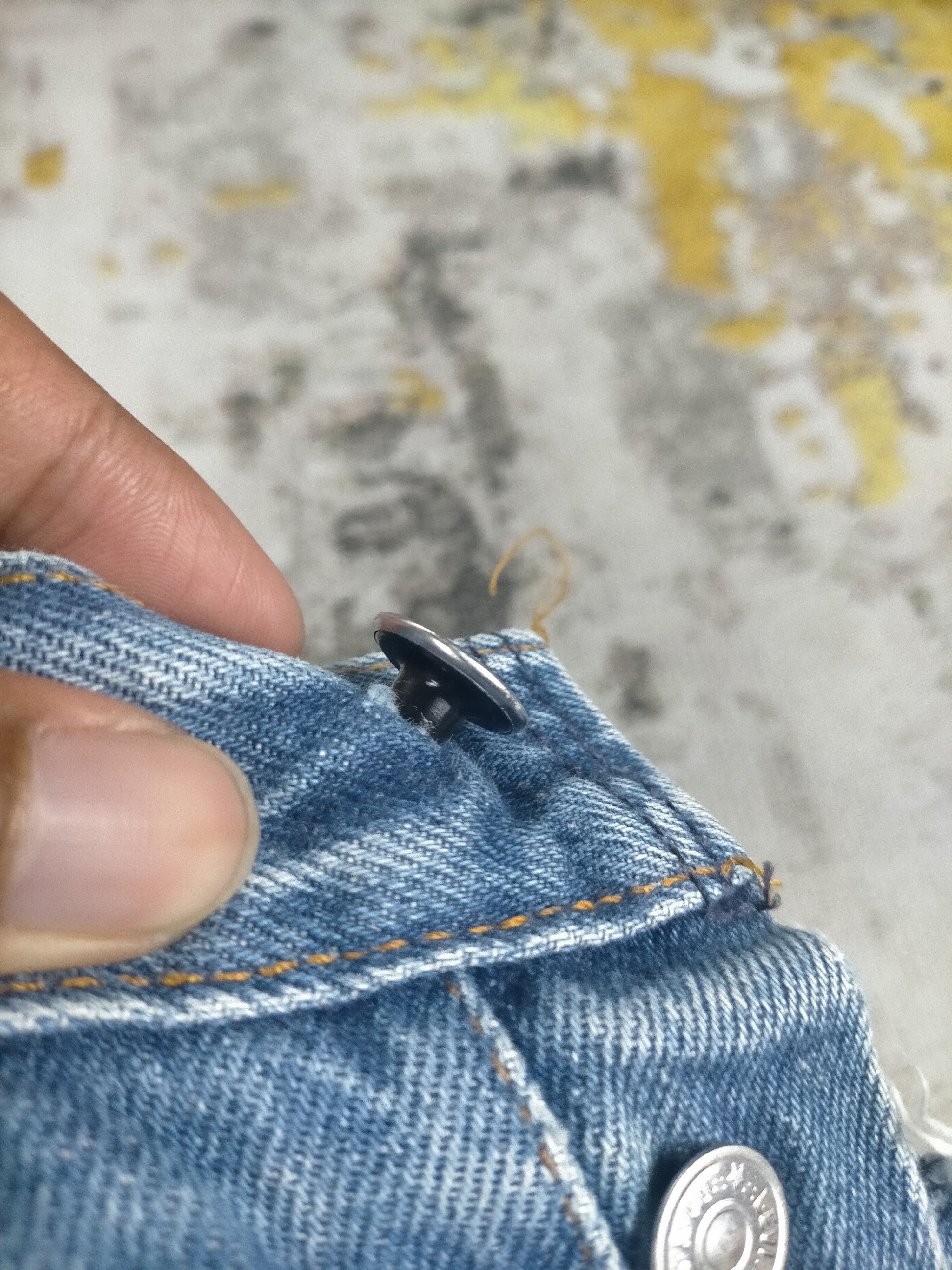 Levi's Vintage Clothing 🔥80s Vintage Levis 501 Button 501 Mudwash Distressed Jeans Size US 31 - 8 Thumbnail