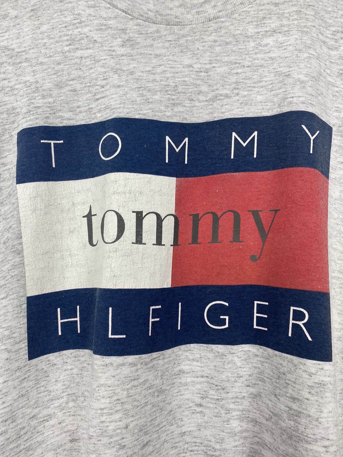 Tommy Hilfiger Vintage 90s Tommy Hilfiger USA Flag Logo T Shirt Lacoste Size US XL / EU 56 / 4 - 2 Thumbnail