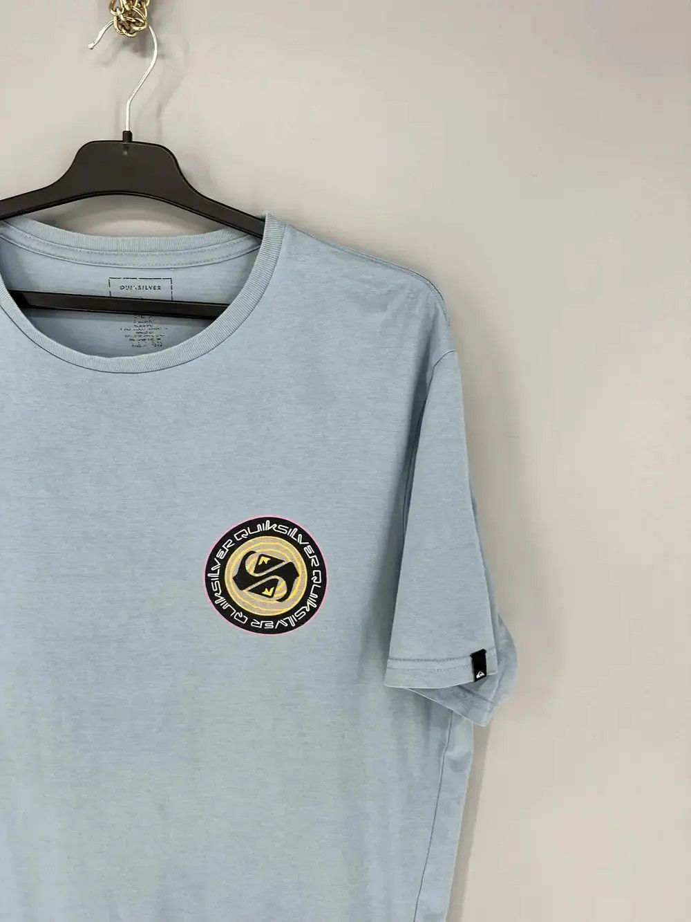Quiksilver Vintage Quiksilver T-Shirt Medium Gray Surf Skateboard y2k Size US L / EU 52-54 / 3 - 3 Thumbnail