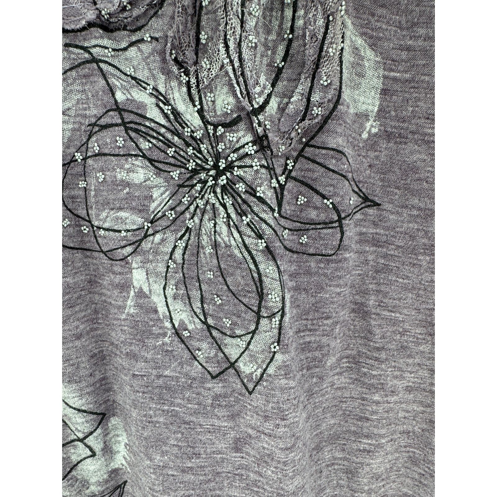 Other Maurices True Y2K floral beaded graphic Ruched Sides 3X top Size 3XL / US 20-22 - 4 Thumbnail