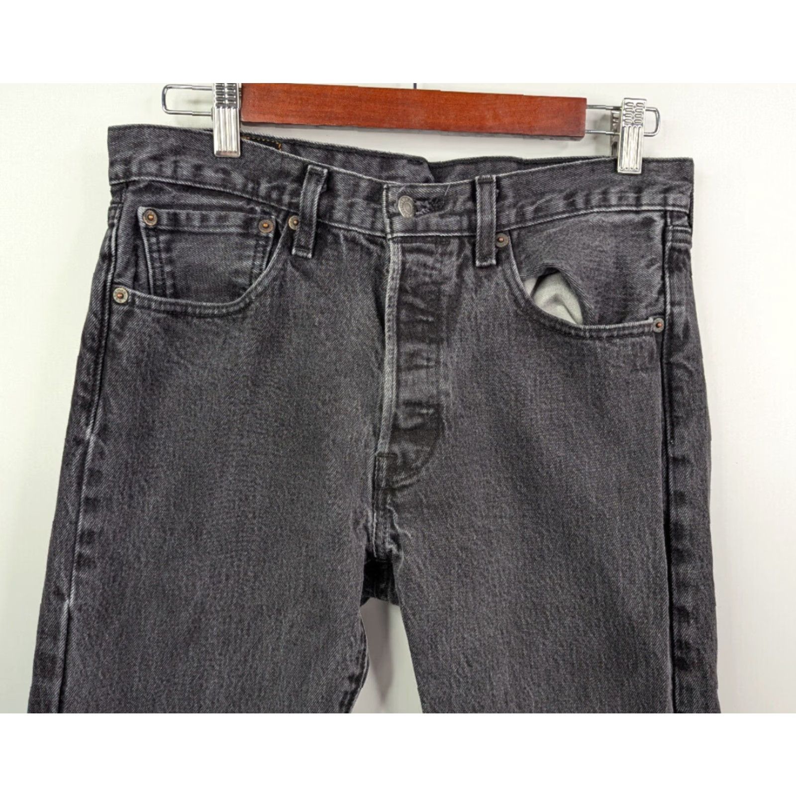 Levi's Levi’s 501 Original Fit Jeans Mens 31x34 Black Denim Button Fly Straight Size US 31 - 2 Thumbnail