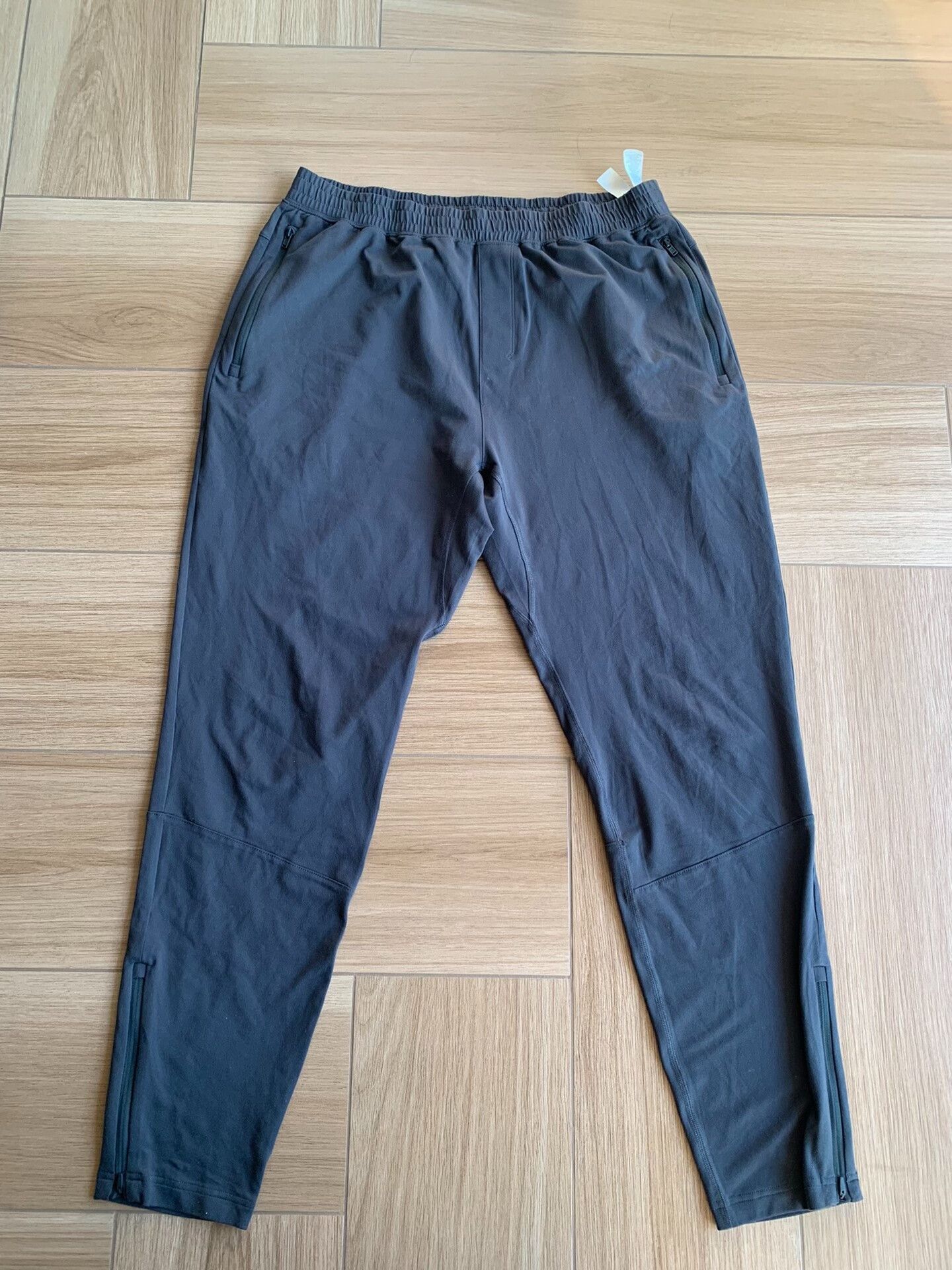 Alo Yoga Alo Conquer React Performance Pant Size US 34 / EU 50 - 1 Thumbnail